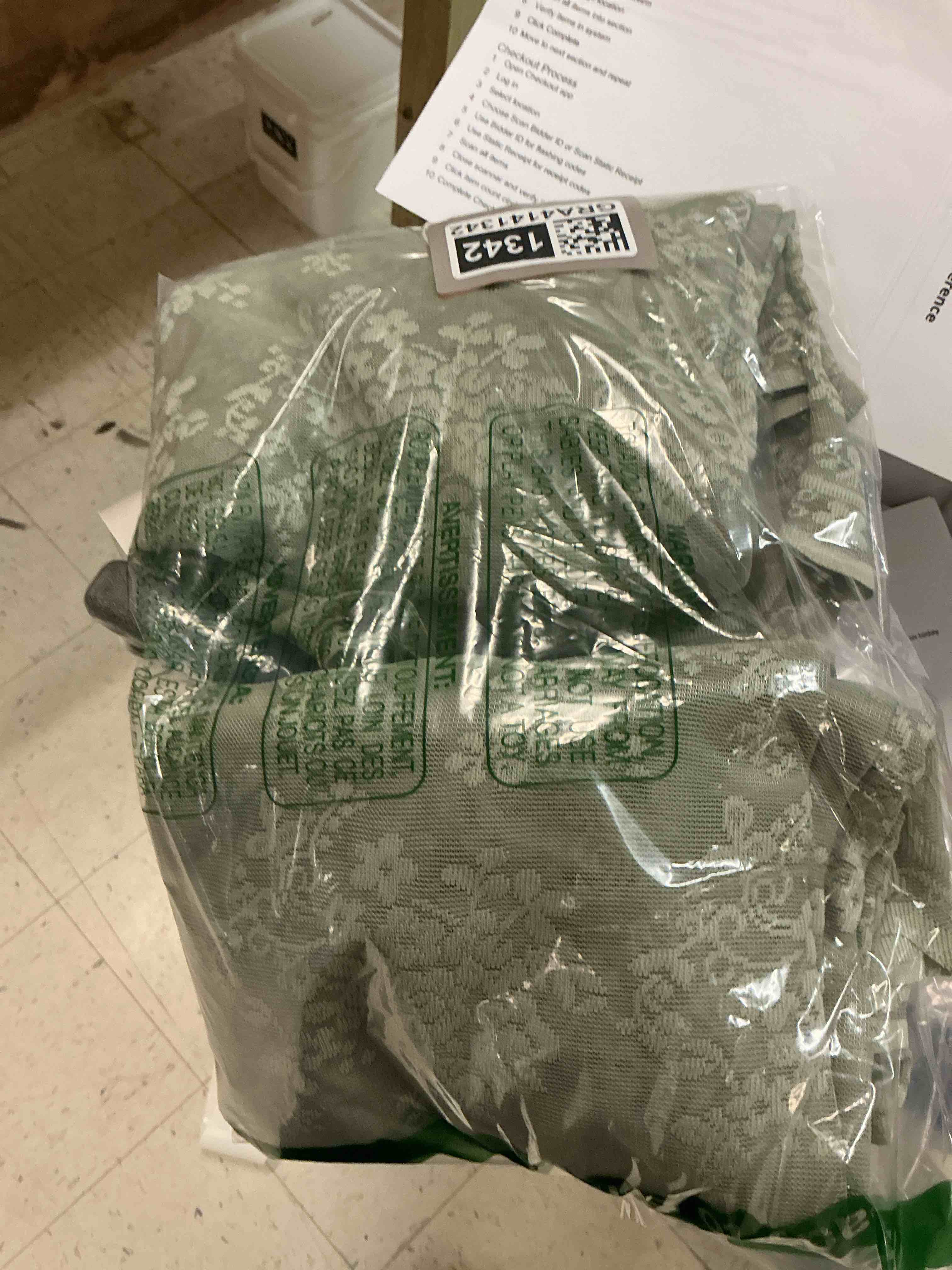 green table cloth 