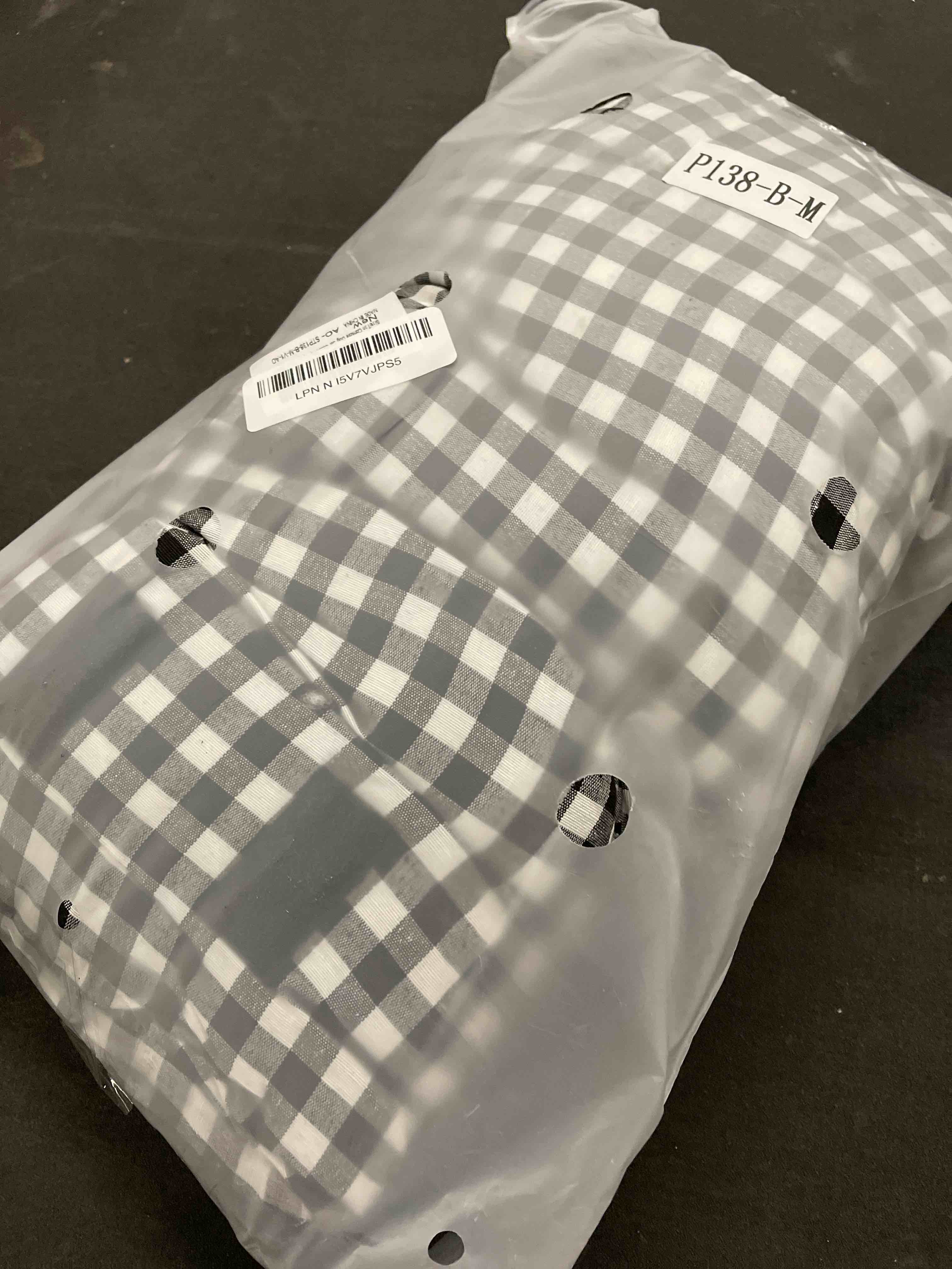 Condition photo showing Good Condition for SlowTon Console Dog Car Seat - Portable Dogs Armrest Booster Seat for Small Dog, Anti-Collapse Pet Car Seat with Soft Cushion Safety Belt, Support Pet Up to 11lbs (Black)