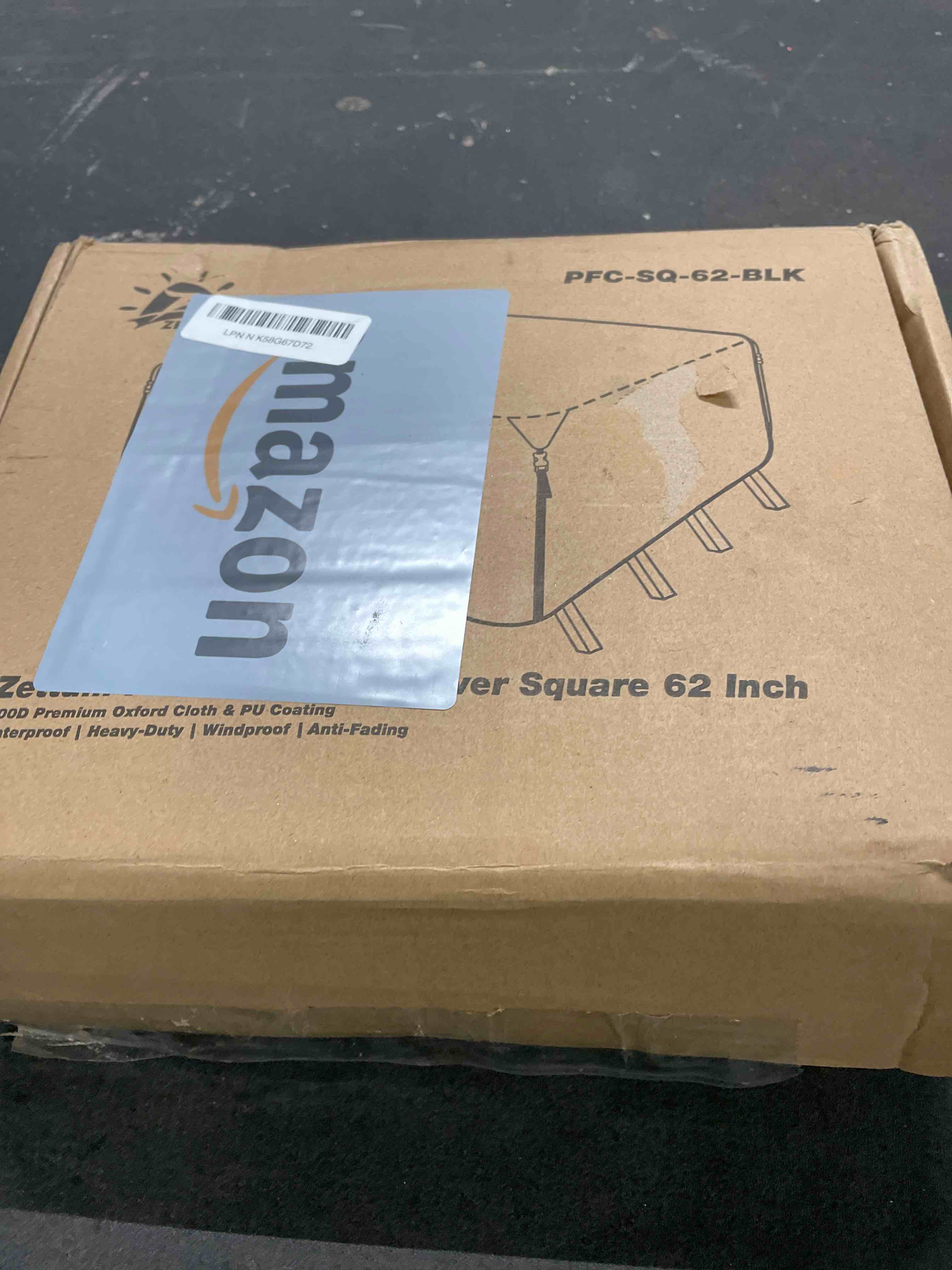 Condition photo showing Good Condition for Zettum Patio Furniture Cover Square - 62 Inch Outdoor Table Cover Waterproof & Heavy Duty, 600D Lawn Furniture Set Covers for Outside Dining Table and Chairs Seating Combo - 62 x 62 x 28 Inch Square 62 x 62 x 28 Inch