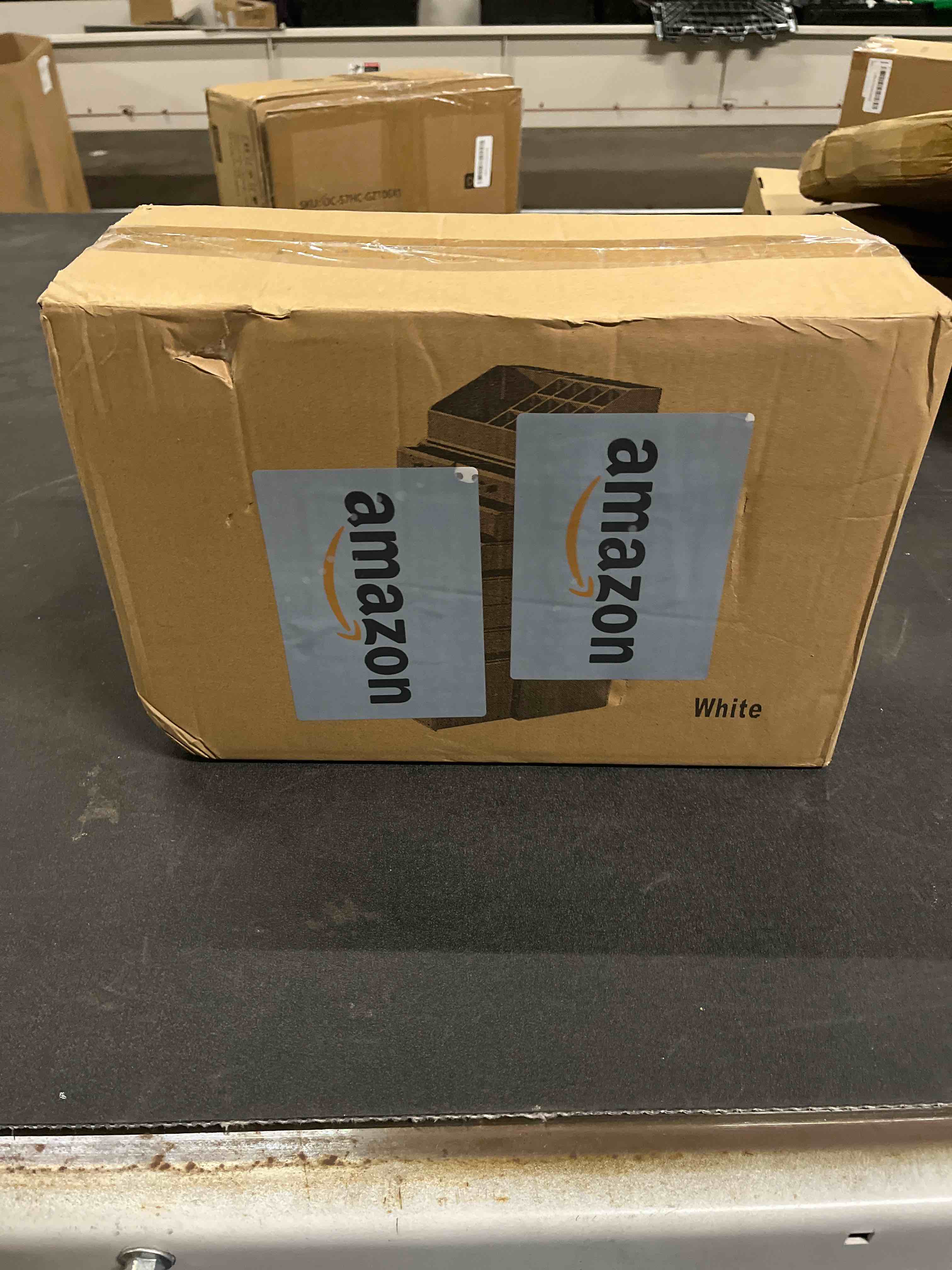 Condition photo showing Good Condition for Readaeer Makeup Cosmetic Organizer Storage Drawers Display Boxes Case with 12 Drawers (White) 9.4 x 5.4 x 15.9 inches White