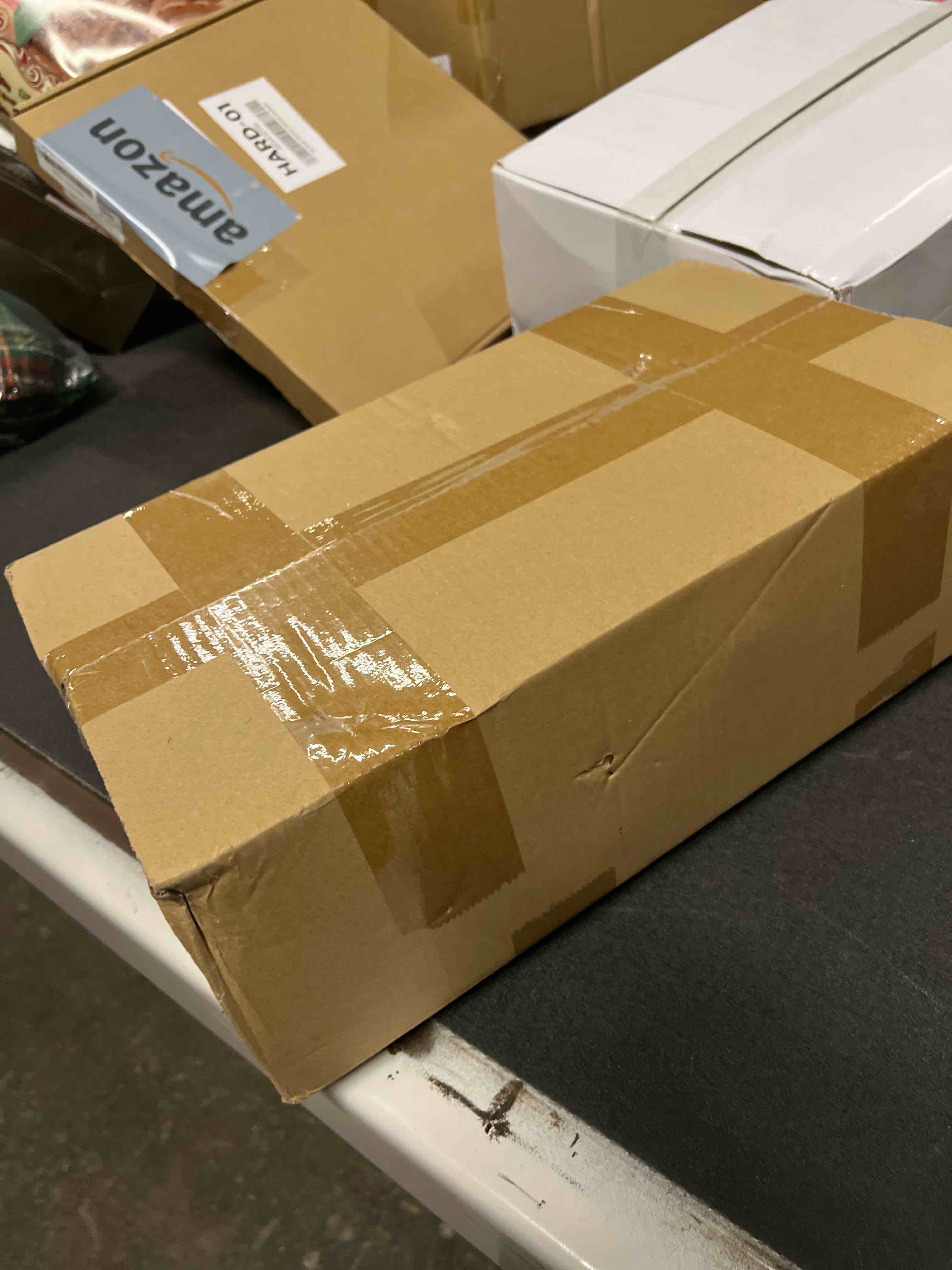 Condition photo showing Good Condition for Bokon 5.7" Plastic Small Vases for Centerpieces, Plastic Bud Vase Bulk, Hyacinth Avocado Growing Vases, Tiny Flower Bulb Plant Propagation Containers for Wedding Living Room Table Decorations(12 Pcs)