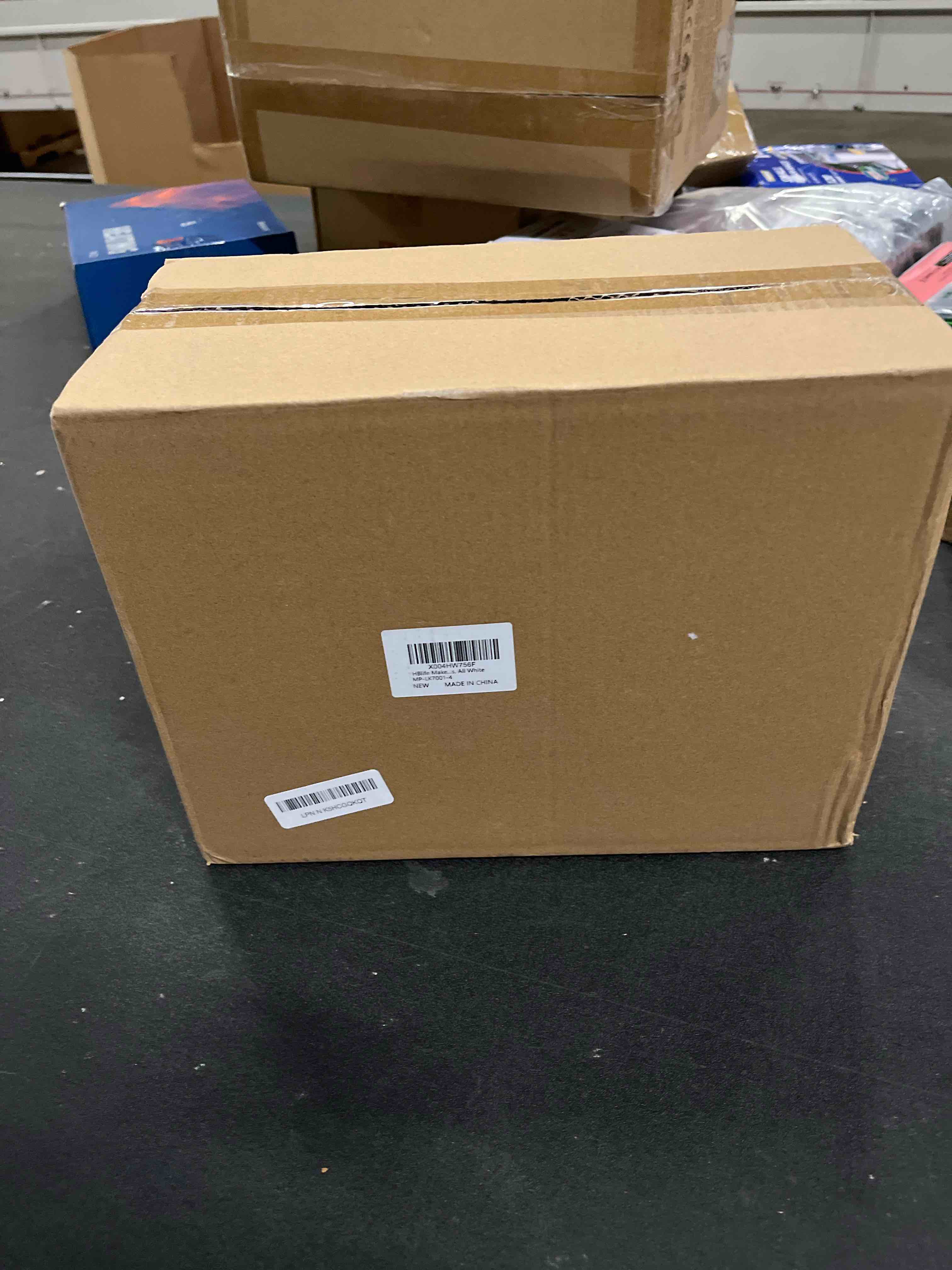 Condition photo showing Good Condition for HBlife Makeup Organizer with Brush Holder for Vanity, Large Plastic Bathroom Countertop Organizer Skin Care Storage, Easy to Store Lipsticks, Nail Polishes, Perfumes, Eyeshadow Palettes, All White All White Large