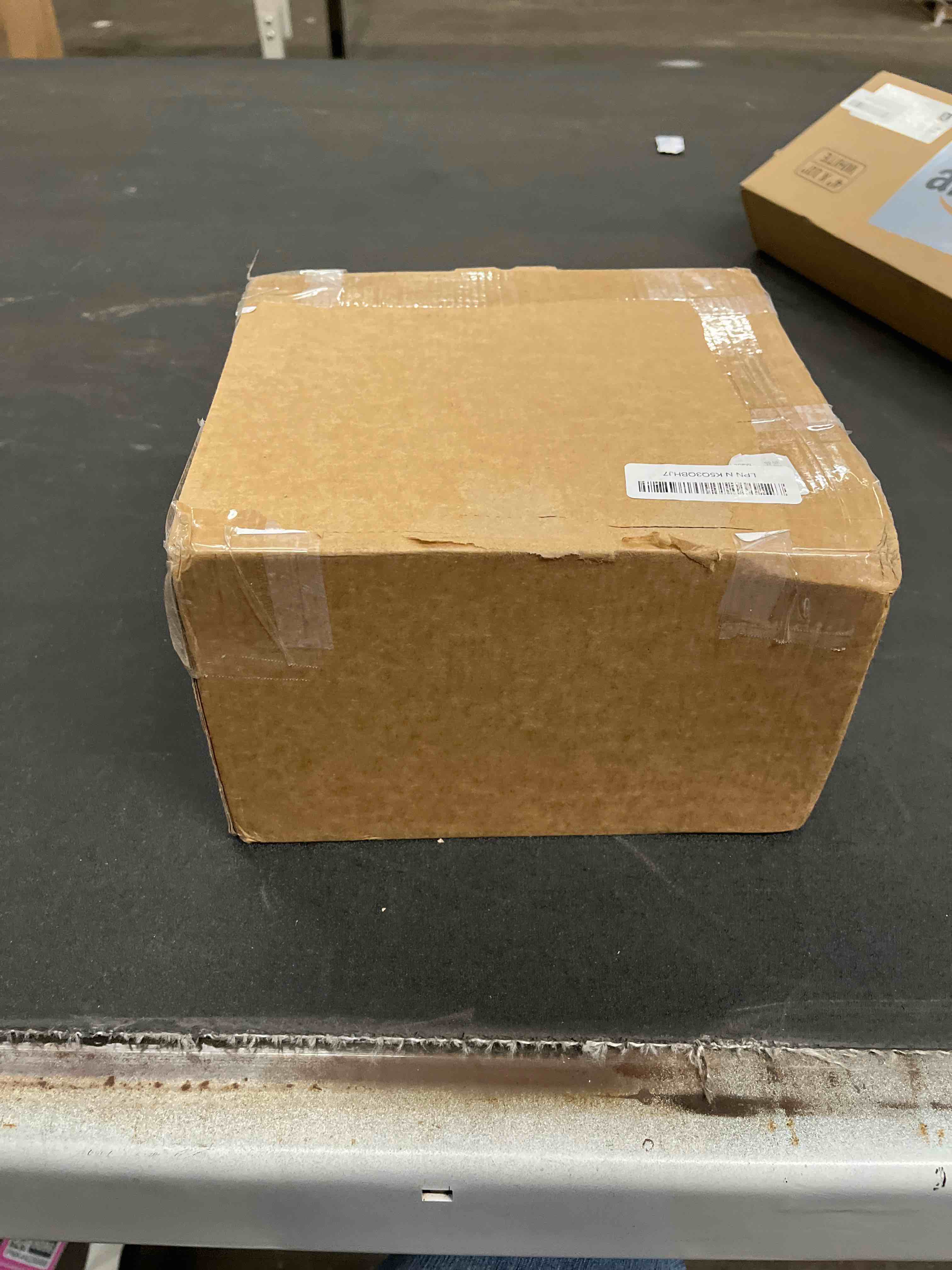 Condition photo showing Good Condition for Glass Coffee Container with Wooden Shelf, 2 x 40 FLOZ Coffee Bean Storage with Sealed Closure Clips and Copper Spoon, Kitchen Large Capacity Food Storage Jar, Ground Coffee Container