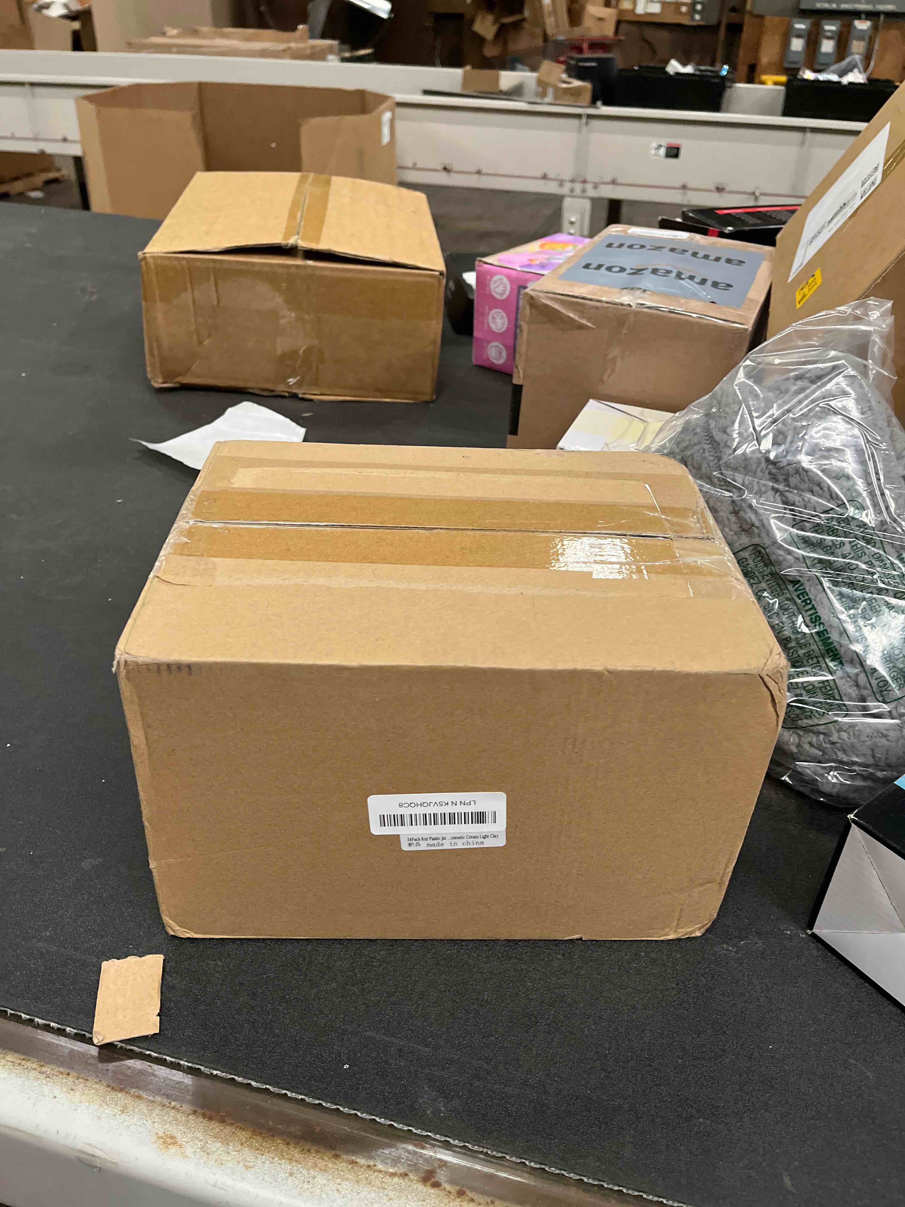 Condition photo showing Good Condition for 24Pack 8oz Plastic Jar Storage Container with White Lids Airtight Clear Wide-mouth Slime Storage Jars for Cosmetic Cream Light Clay