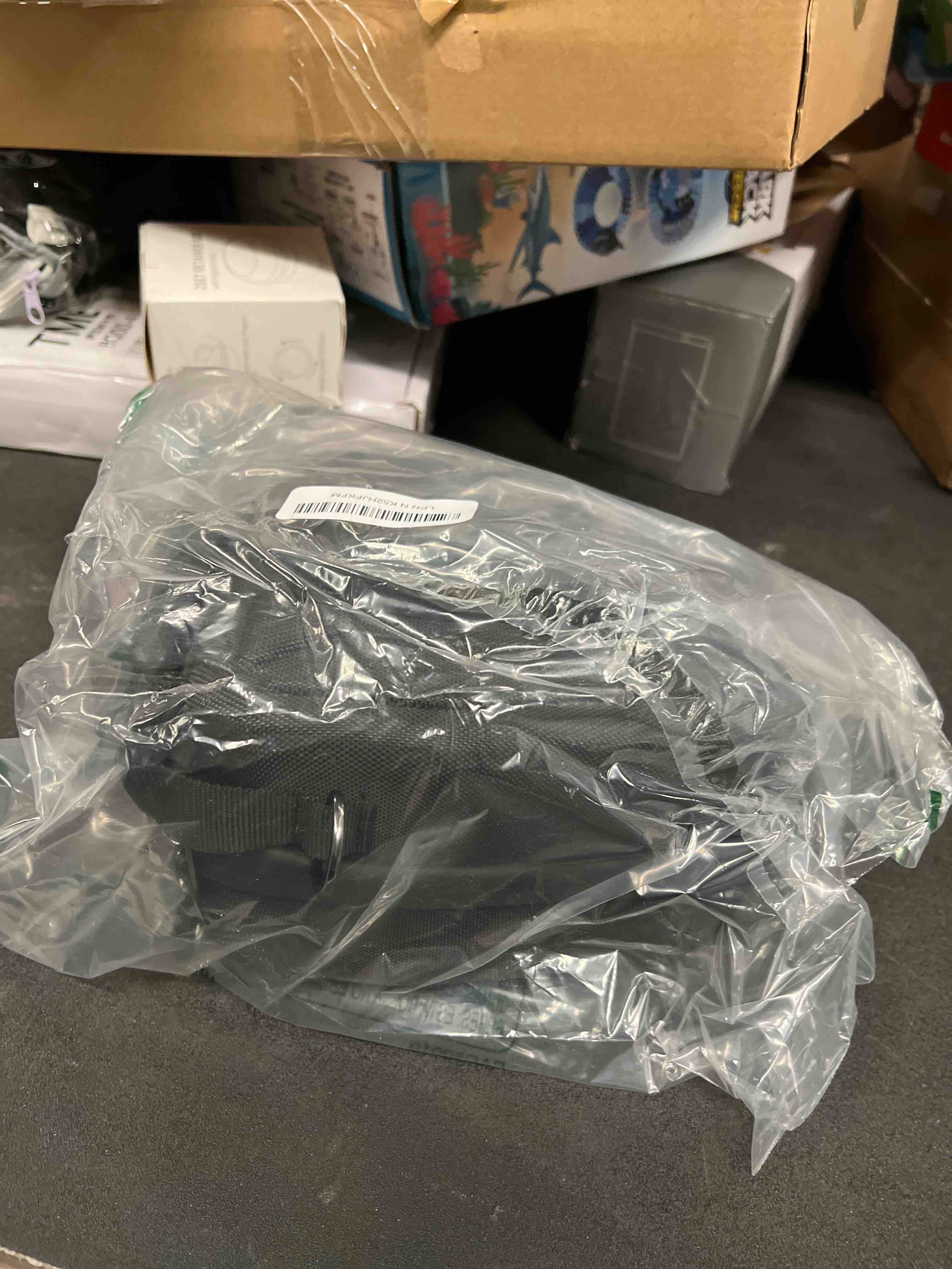 Condition photo showing Good Condition for Hard Shell Camera Case for Canon EOS R50 R100 R10 R8 R7 R6 Mark II R5 Nikon Z8 Z7 II Z6 II Sony A7M4 A7M3 A7R5 A7R4 with Lens, EVA Camera Pouch with Quick Access Opening, Interior Size 6.4x4.5x7.5" Hard Shell Version
