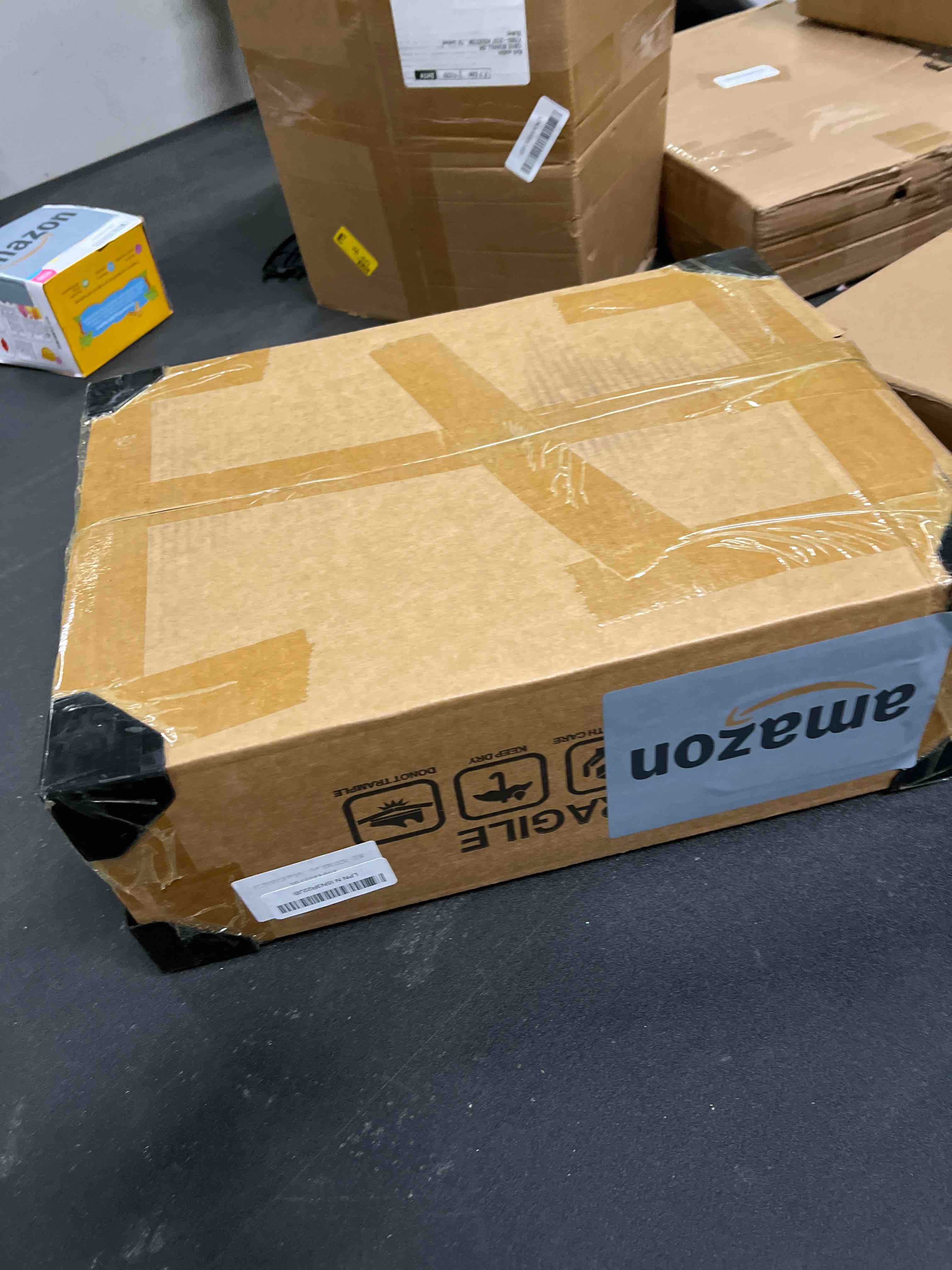 Condition photo showing Good Condition for TGEYD 50LB Large Automatic Chicken Feeder – 8 Feeding Ports, No-Waste Poultry Feeder, with Adjustable Legs & Locking Lid