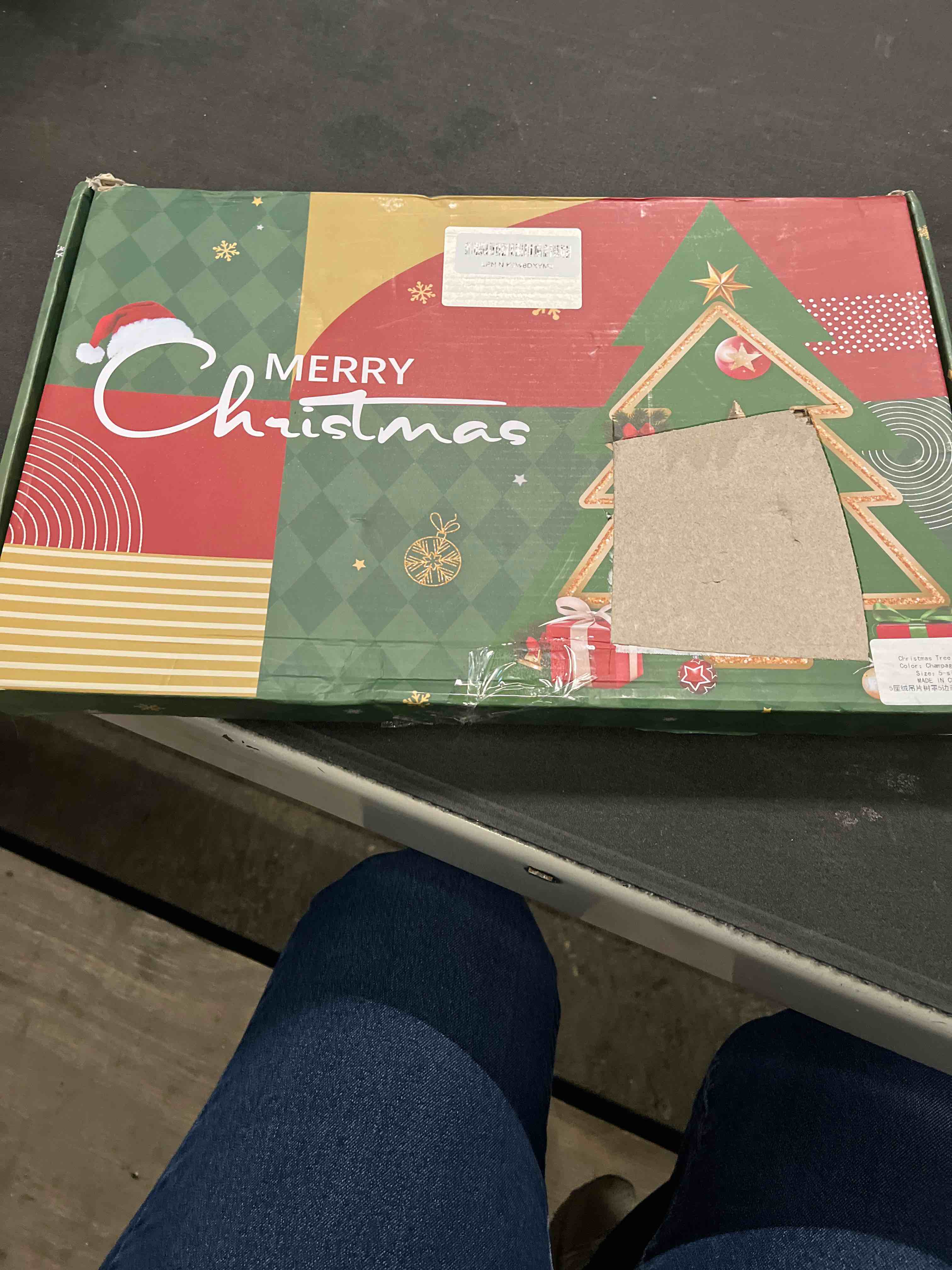 Condition photo showing Good Condition for Champagne Gold Tree Collar 31.49 Inch Sequin Foldable Christmas Tree Ring Velvet Tree Skirt Cover for 9ft Xmas Pencil Tree Holiday Decor Champagne Gold 31.49 Inch