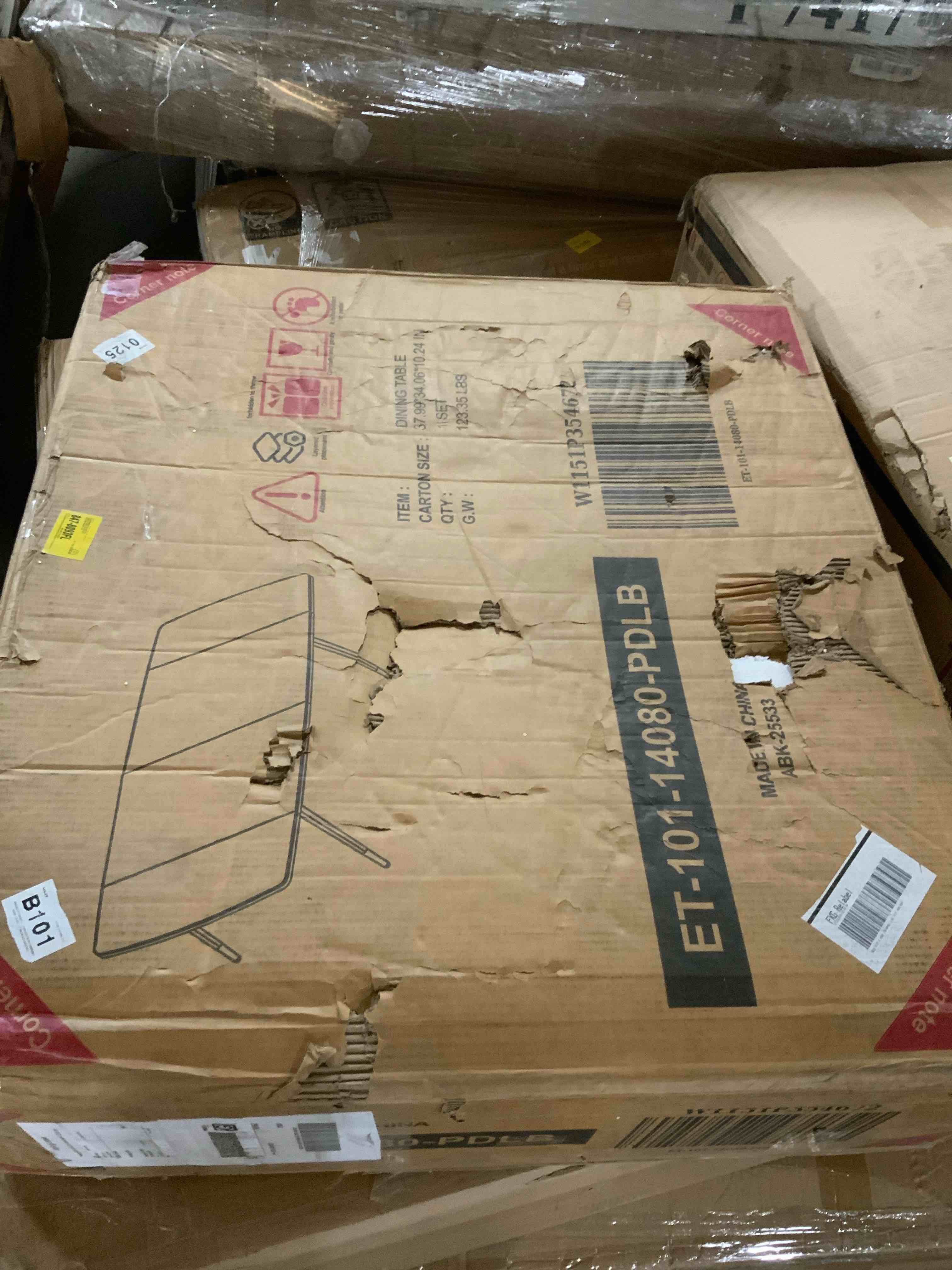 Condition photo showing Good Condition for Modern Extendable Dining Table With White Top, Seats 4â€“8, Black Plated Base, 30\u0027\u0027 Height