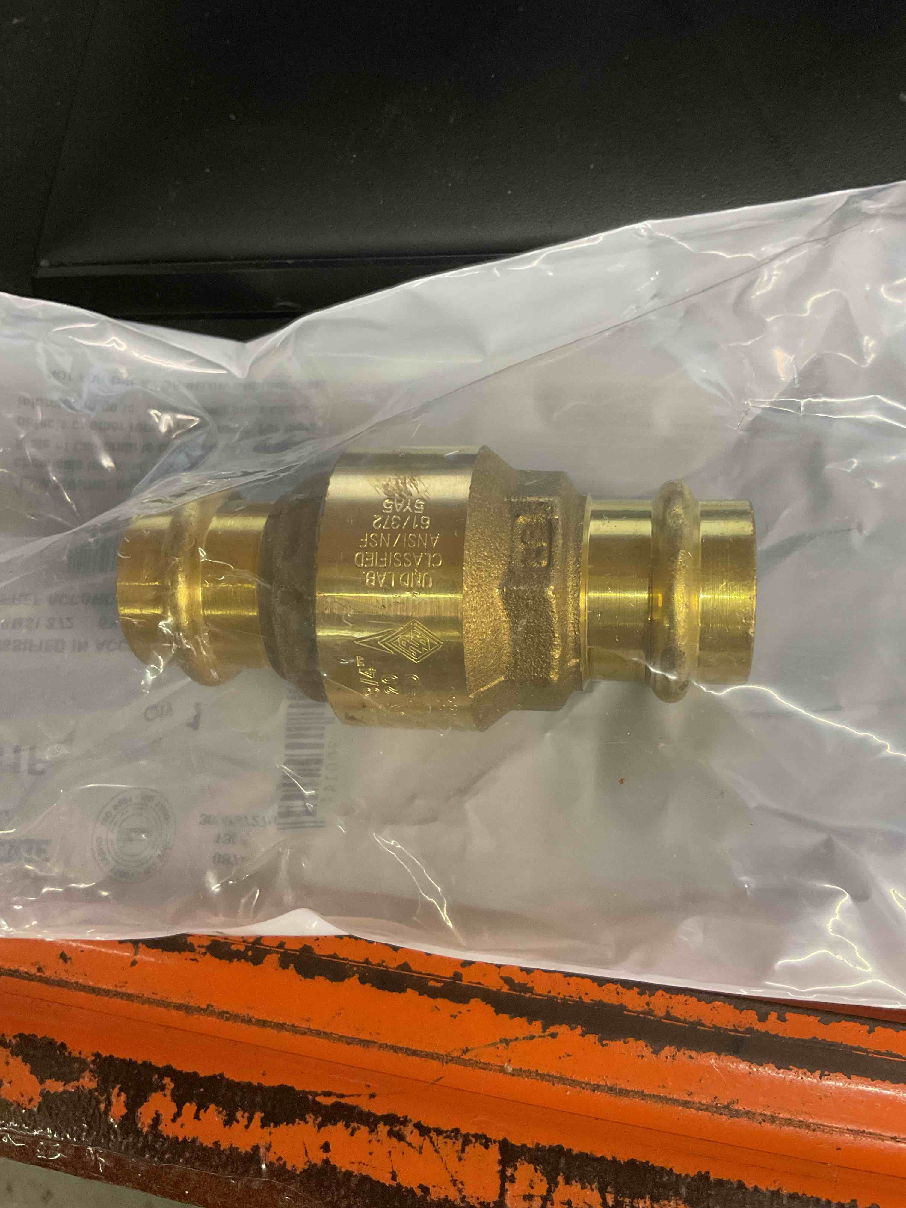 Condition photo showing New/Like New for rubinetterie bresciane 3/4 water service check valve with press end