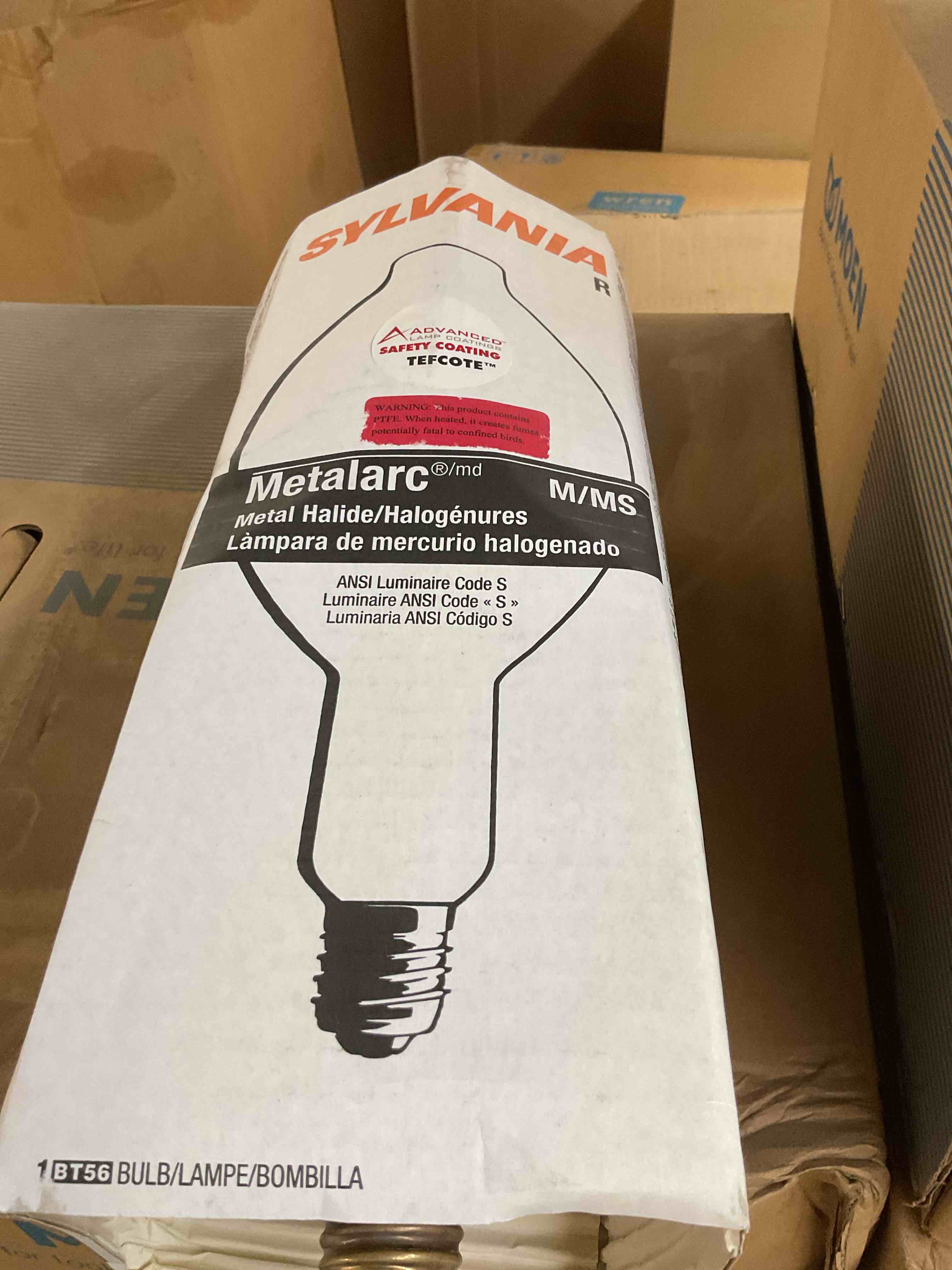 Sylvania 64468 - 1000 Watt - BT56 - METALARC - Metal Halide - Unprotected Arc Tube - 4000K - ANSI M47/S - Universal Burn - M1000/U