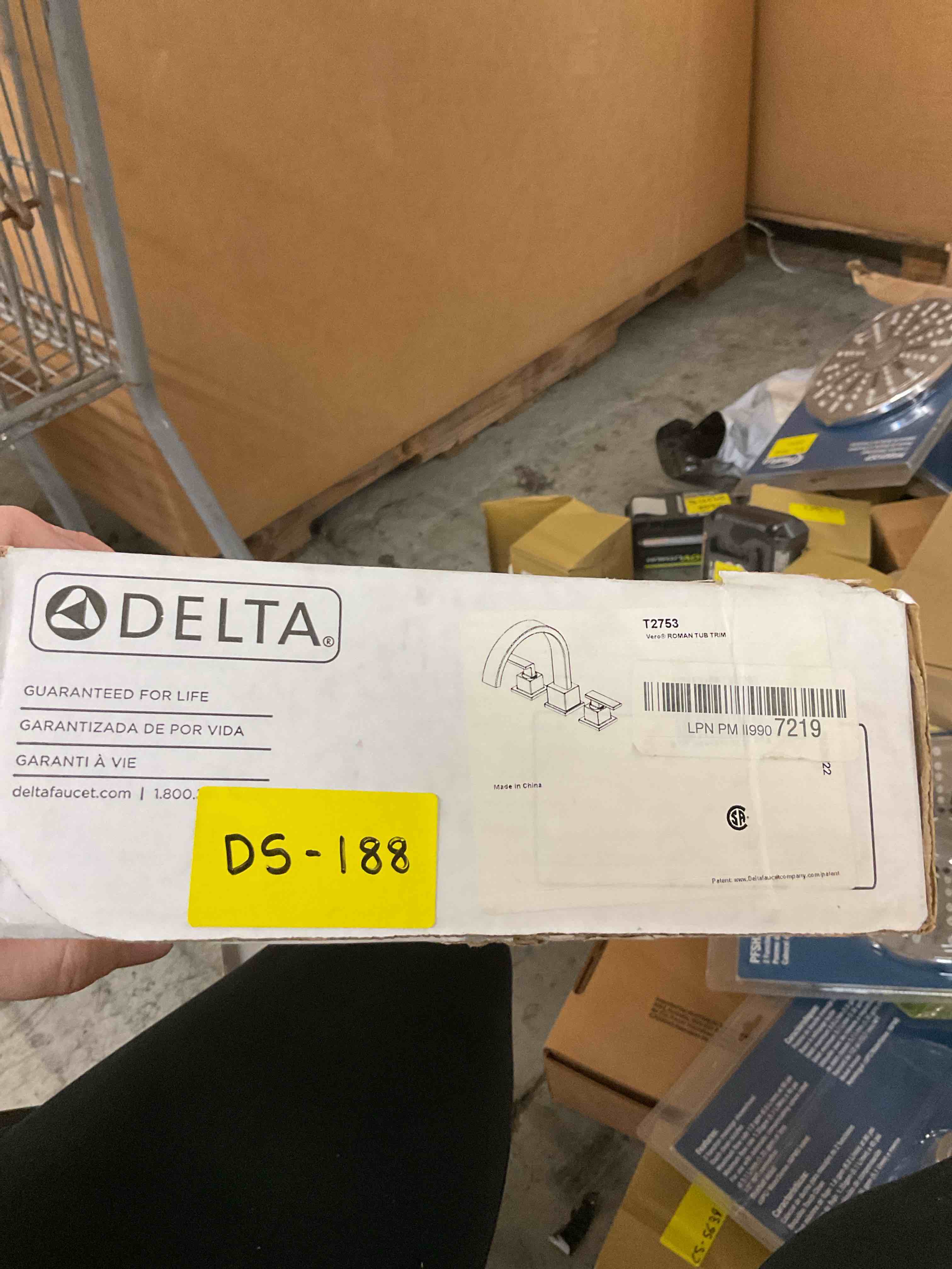 delta faucet t2753, 3.00 x 11.00 x 12.00 inches, chrome