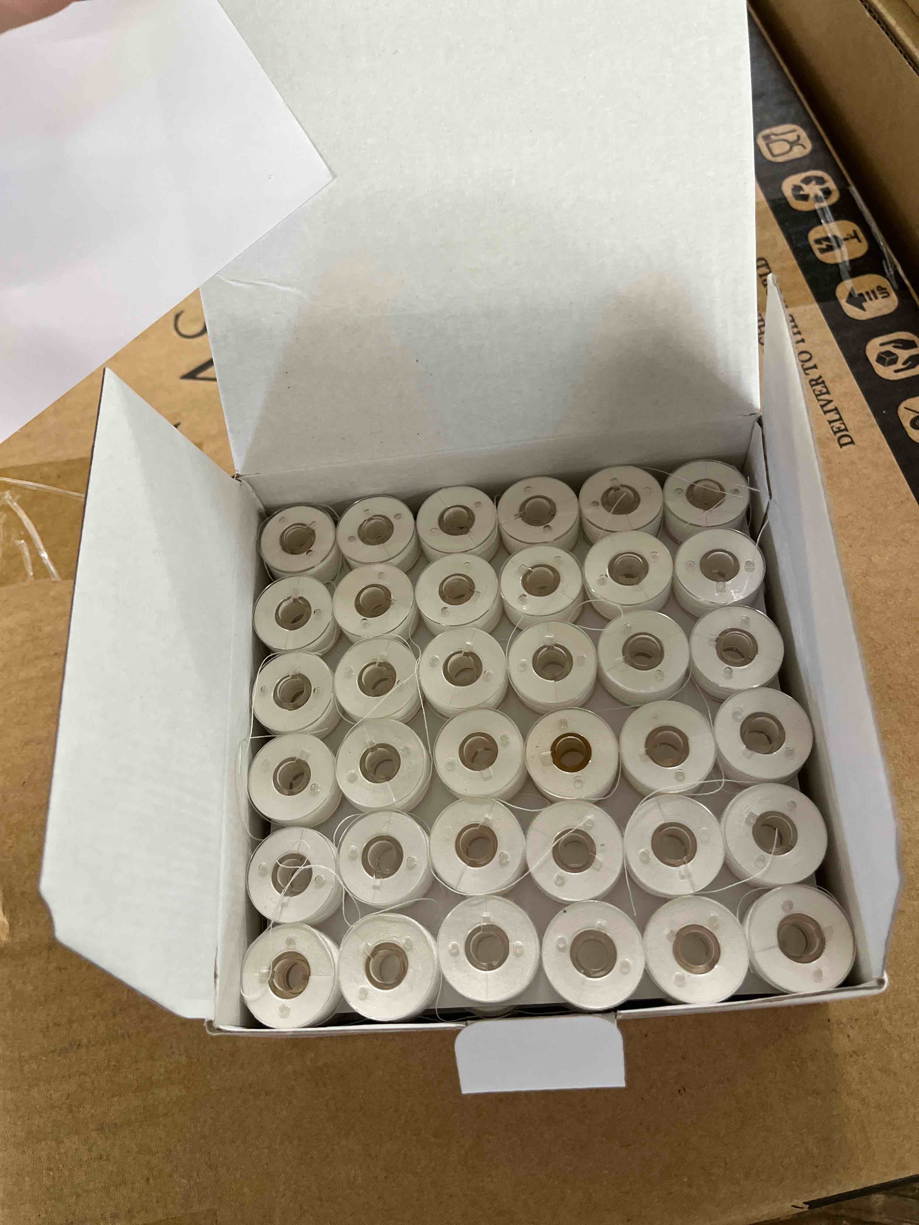 Condition photo showing Good Condition for New Brothread 144pcs White 60S/2(90WT) Prewound Bobbin Thread Plastic Size A SA156 for Embroidery and Sewing Machine Cottonized Soft Feel Polyester Thread SA156 90WT White