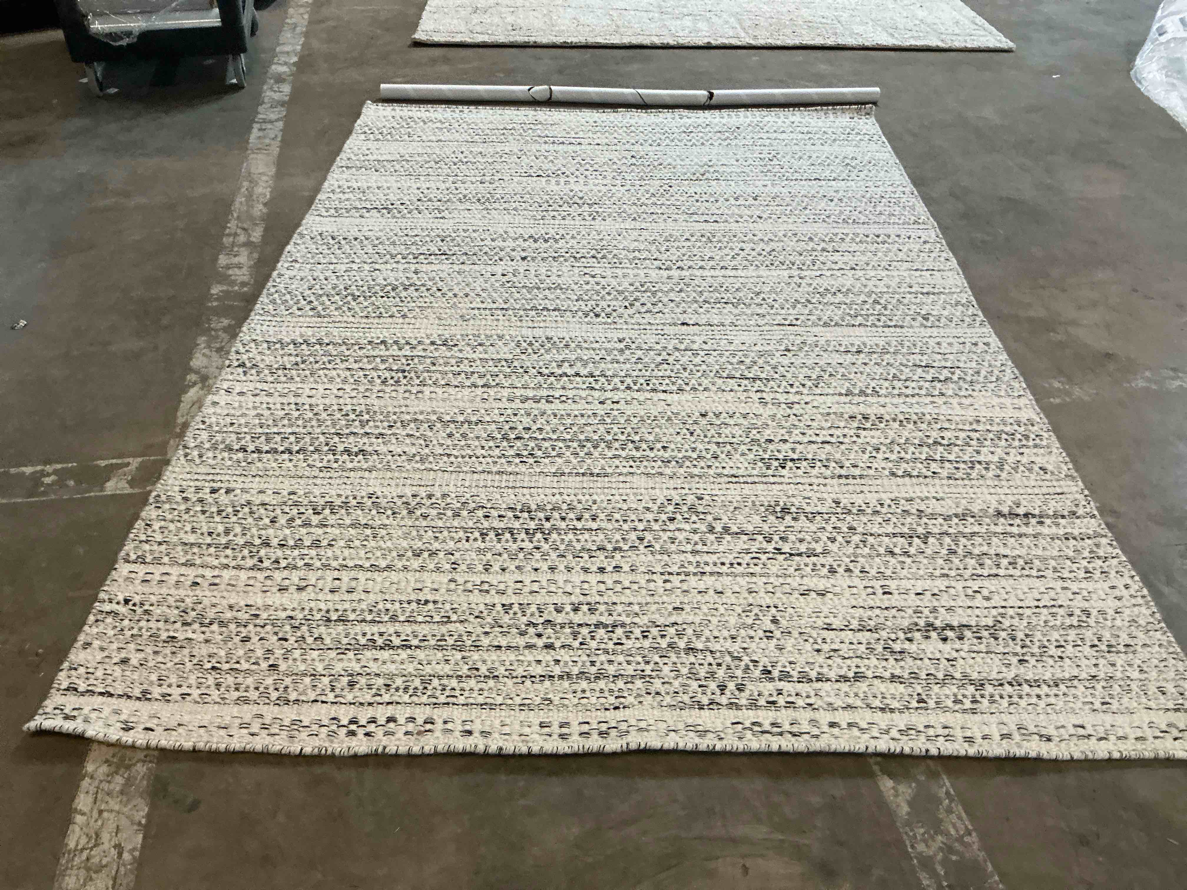 Condition photo showing Good Condition for sylvie chevron flatweave wool cream/black area rug 6 x9ft