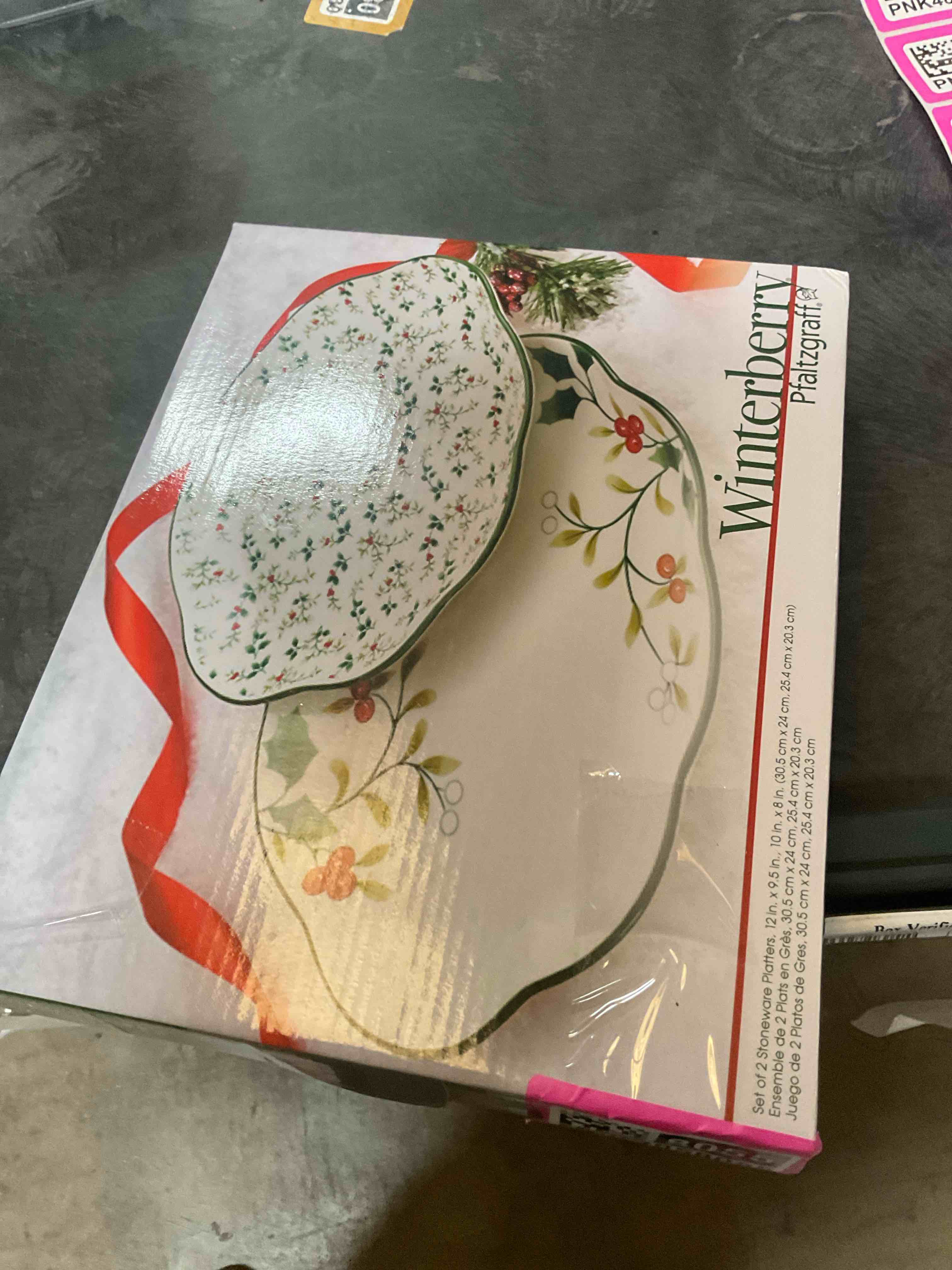 Condition photo showing Good Condition for winterberry set of 2 stoneware platters