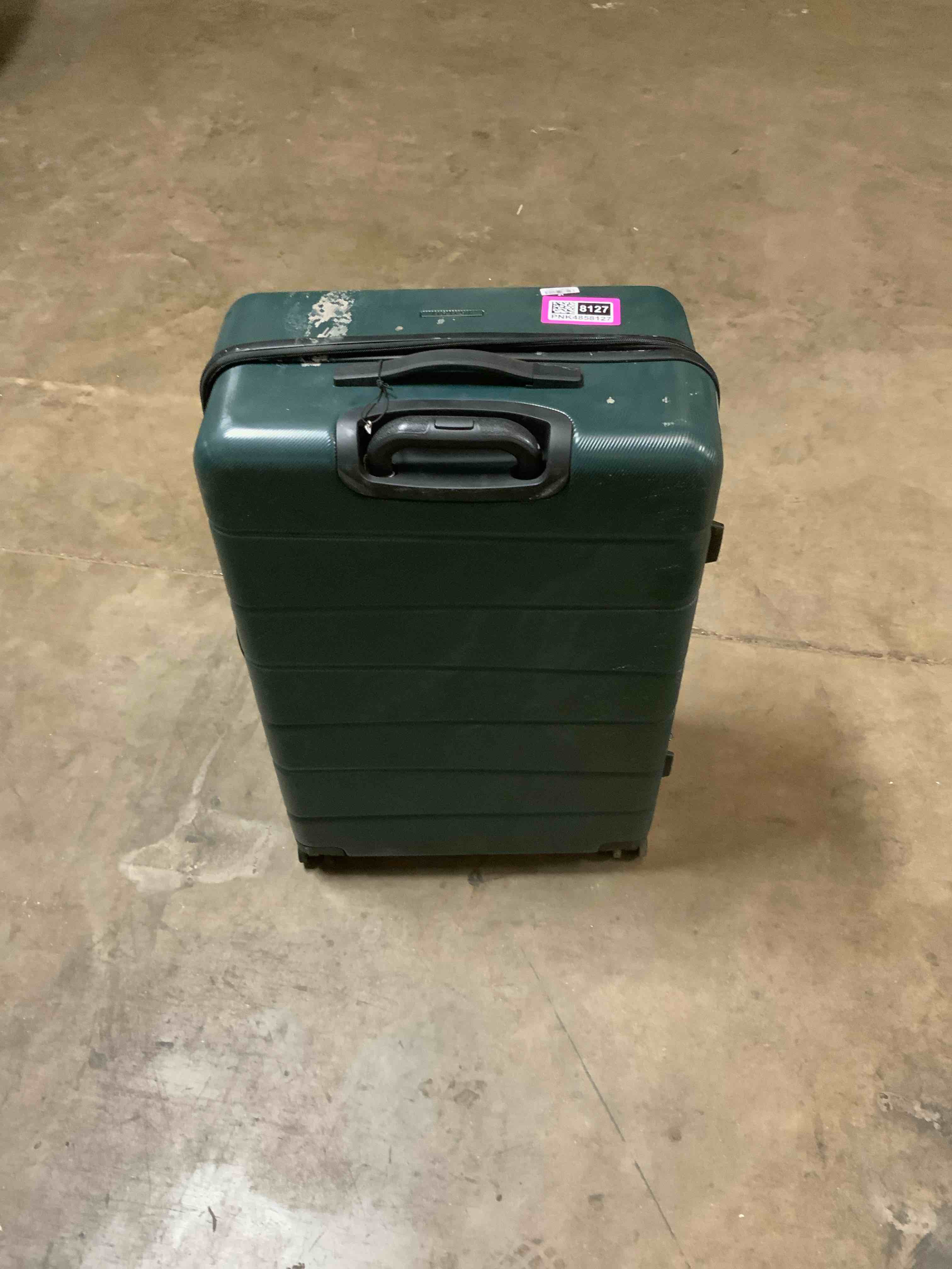 Condition photo showing Good Condition for airport suitcase