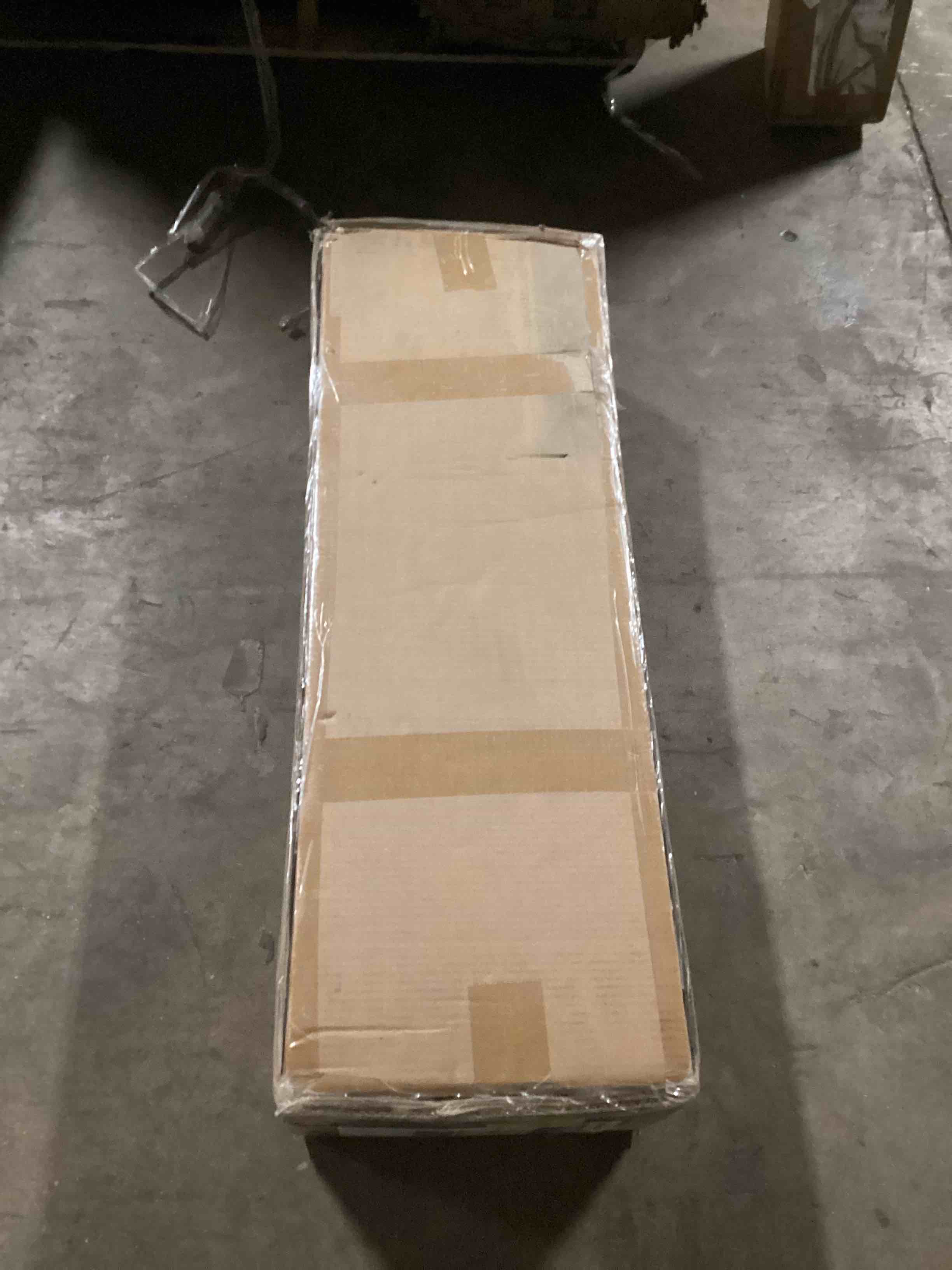 Condition photo showing Good Condition for morgan computer desk with hutch (box 1)