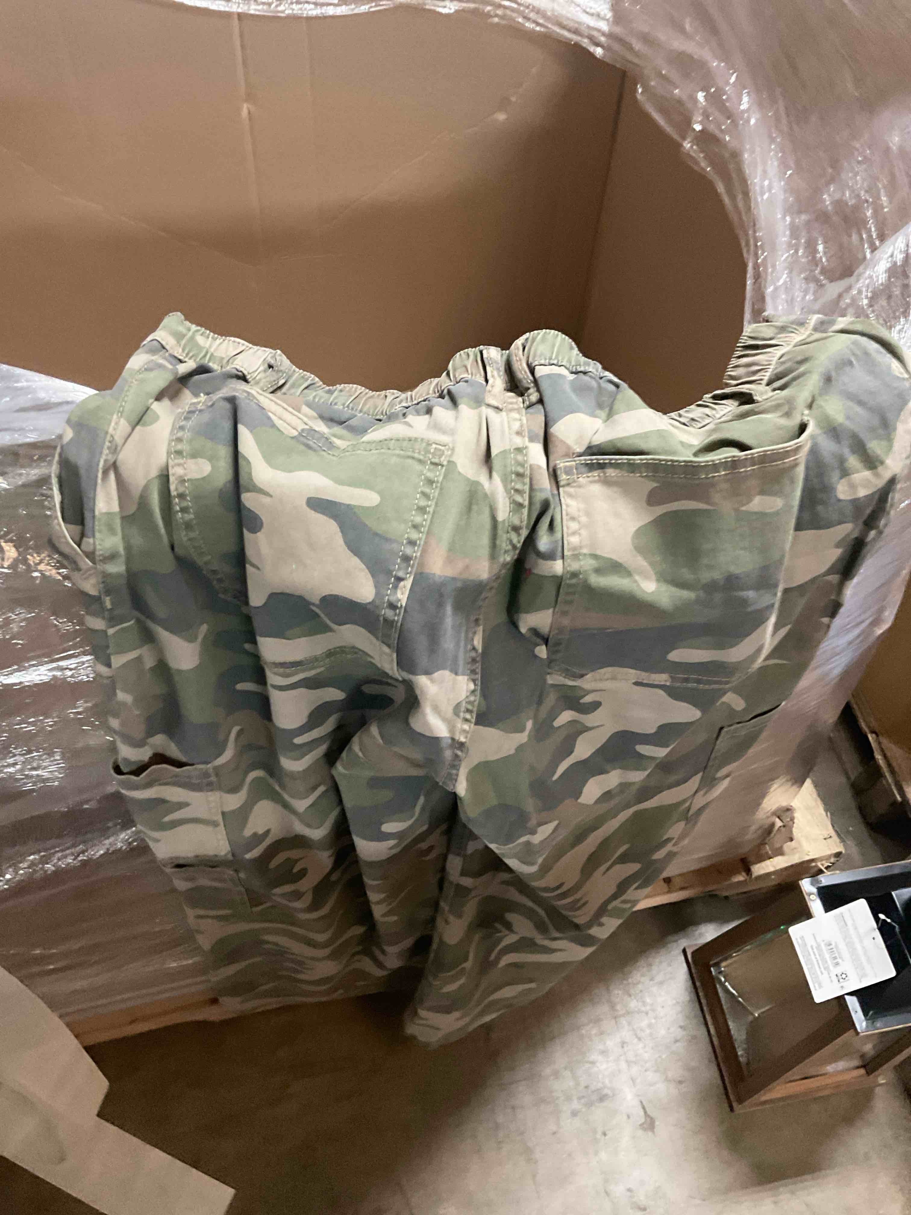 Condition photo showing Good Condition for women’s no boundaries cargo wide leg size large (12-14)