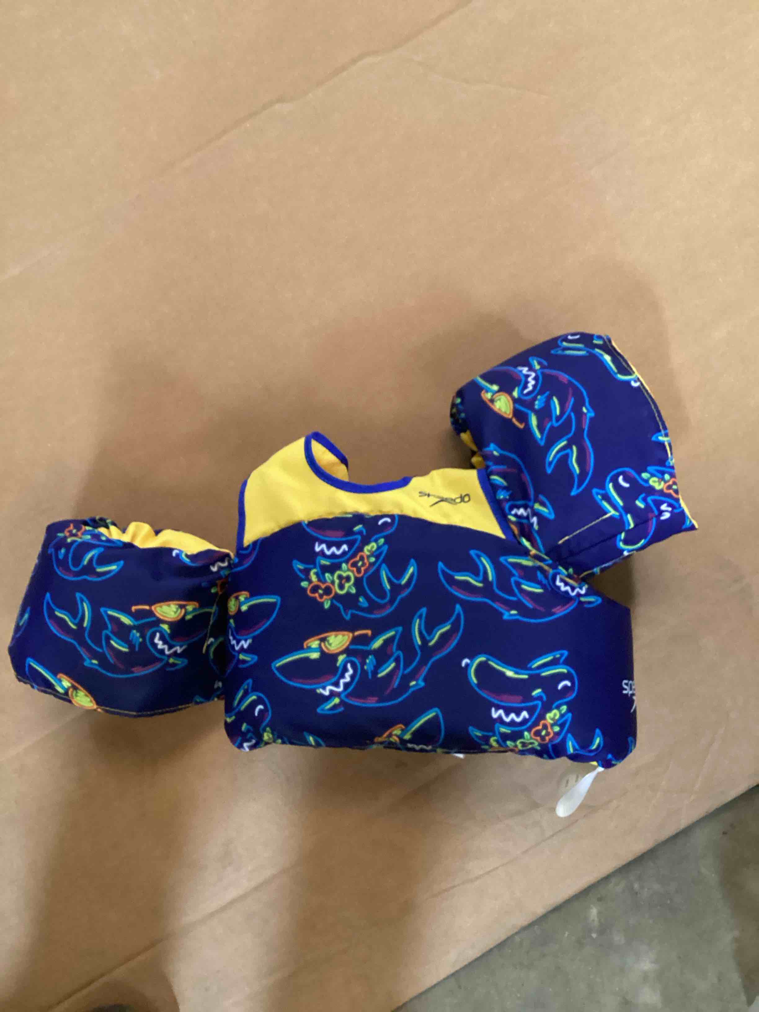 Condition photo showing New/Like New for level 70 buoyancy aid for children