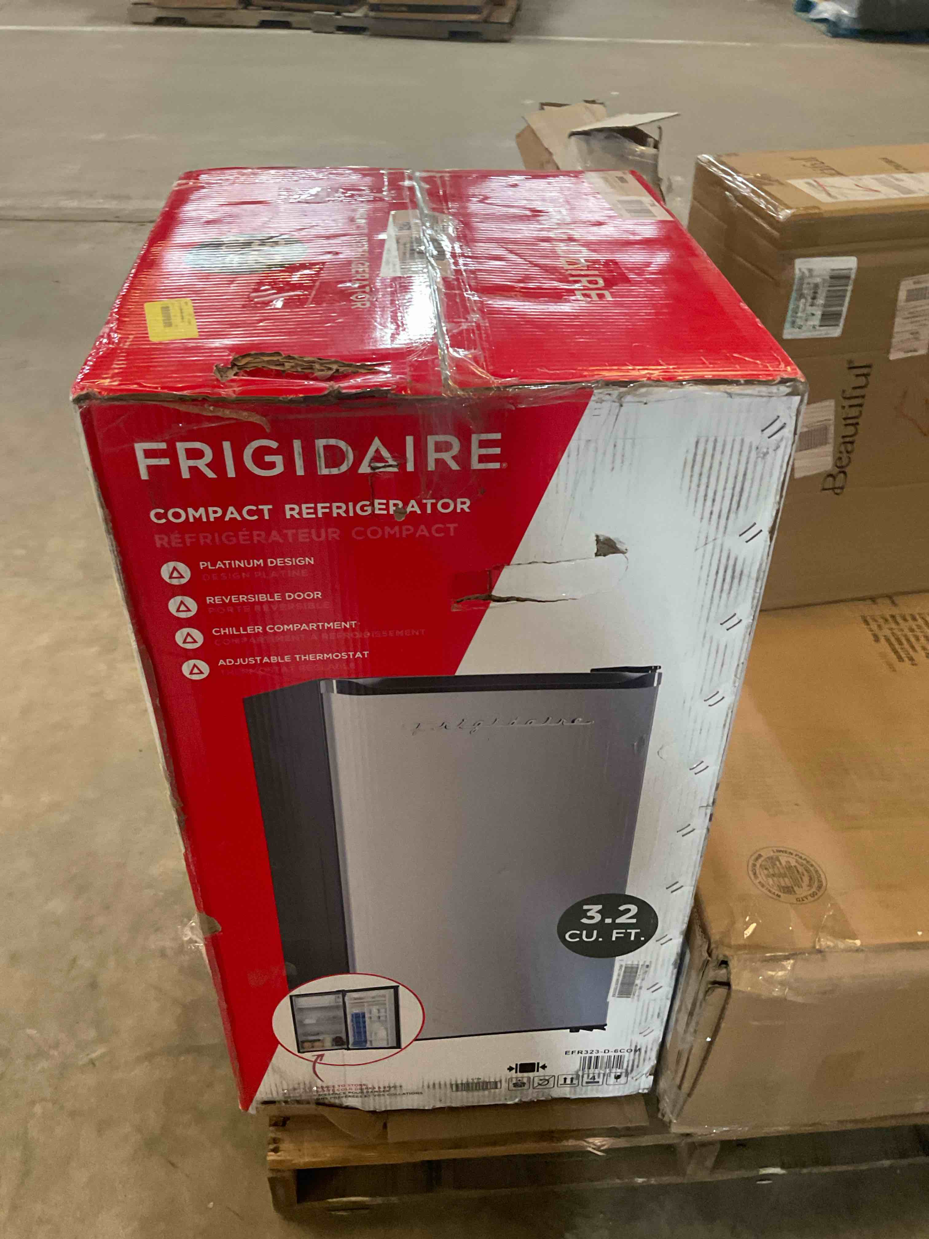 Condition photo showing Good Condition for frigidaire compact refrigerator 3.2 cu ft