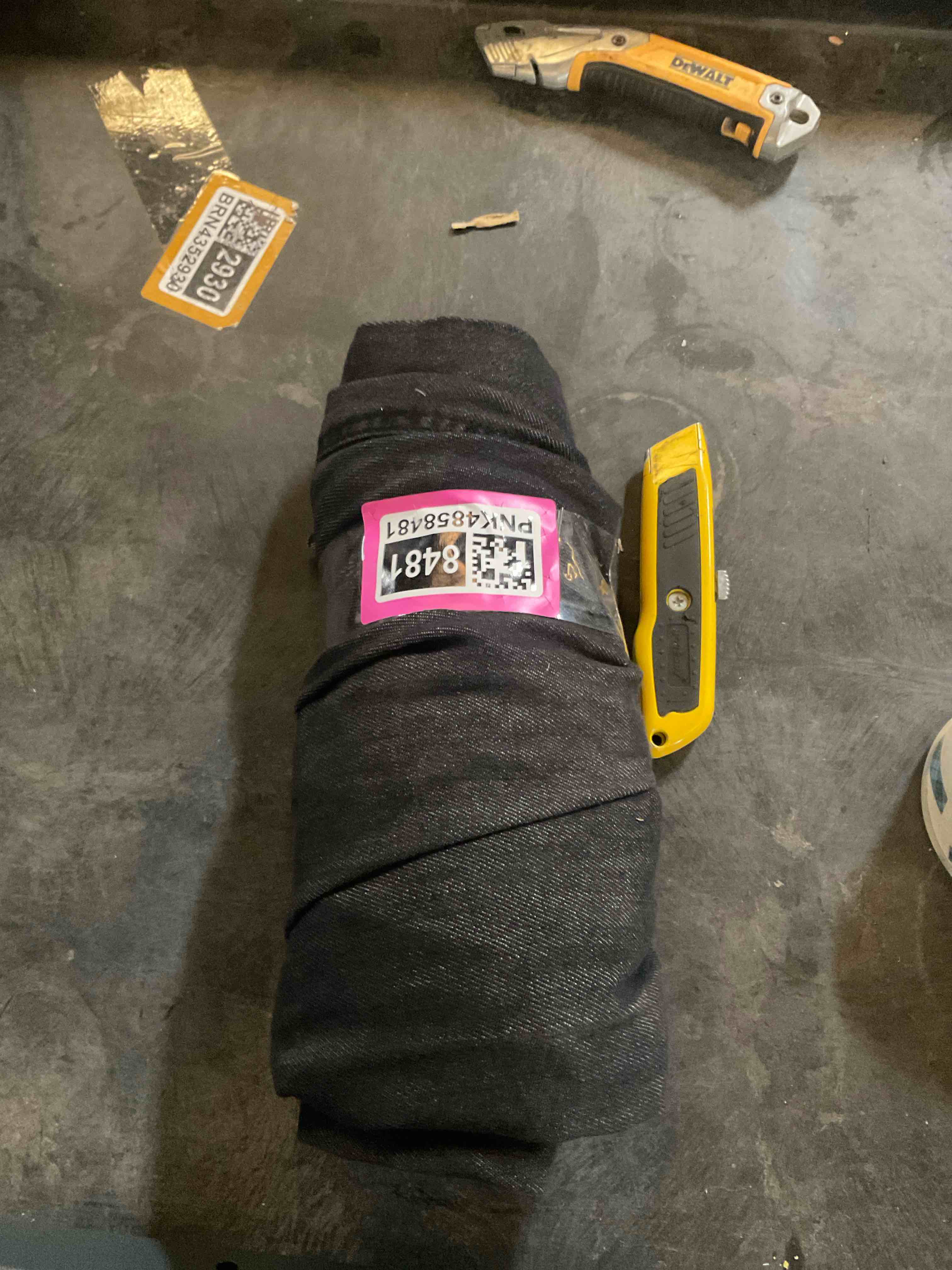 Condition photo showing Good Condition for no boundaries jeans size l
