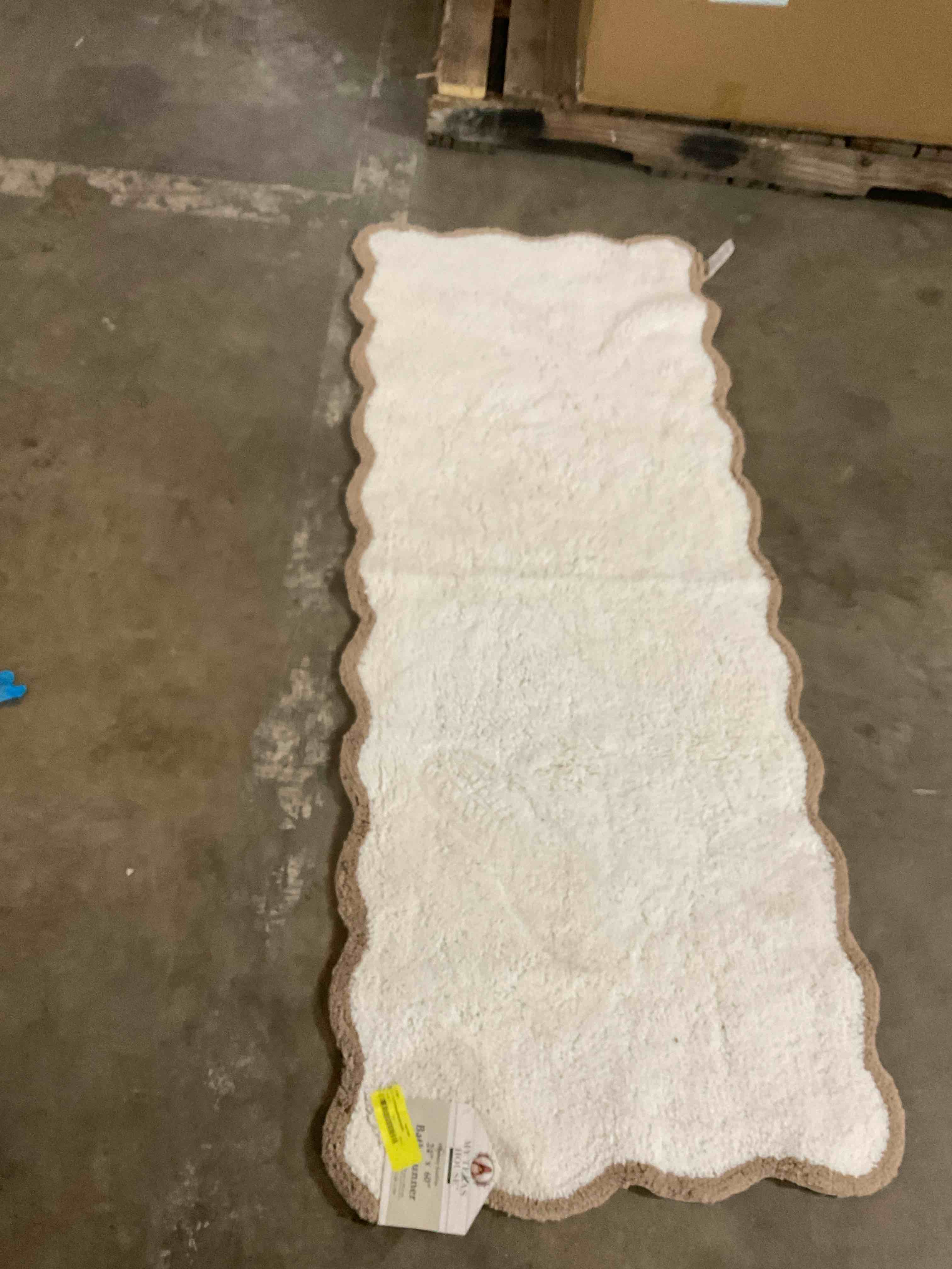 bath runner 24” x 60”