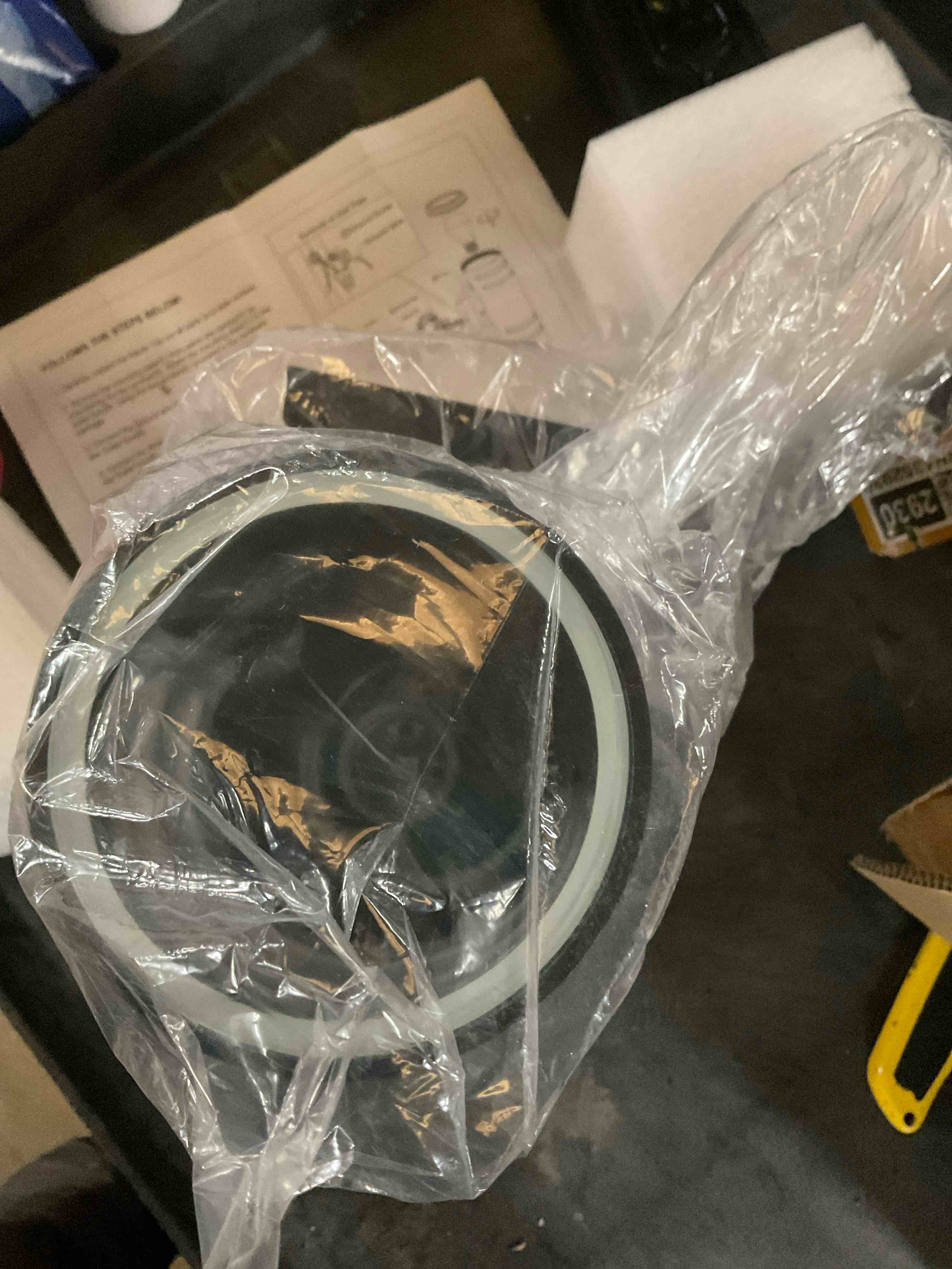 Condition photo showing Good Condition for light fixture 