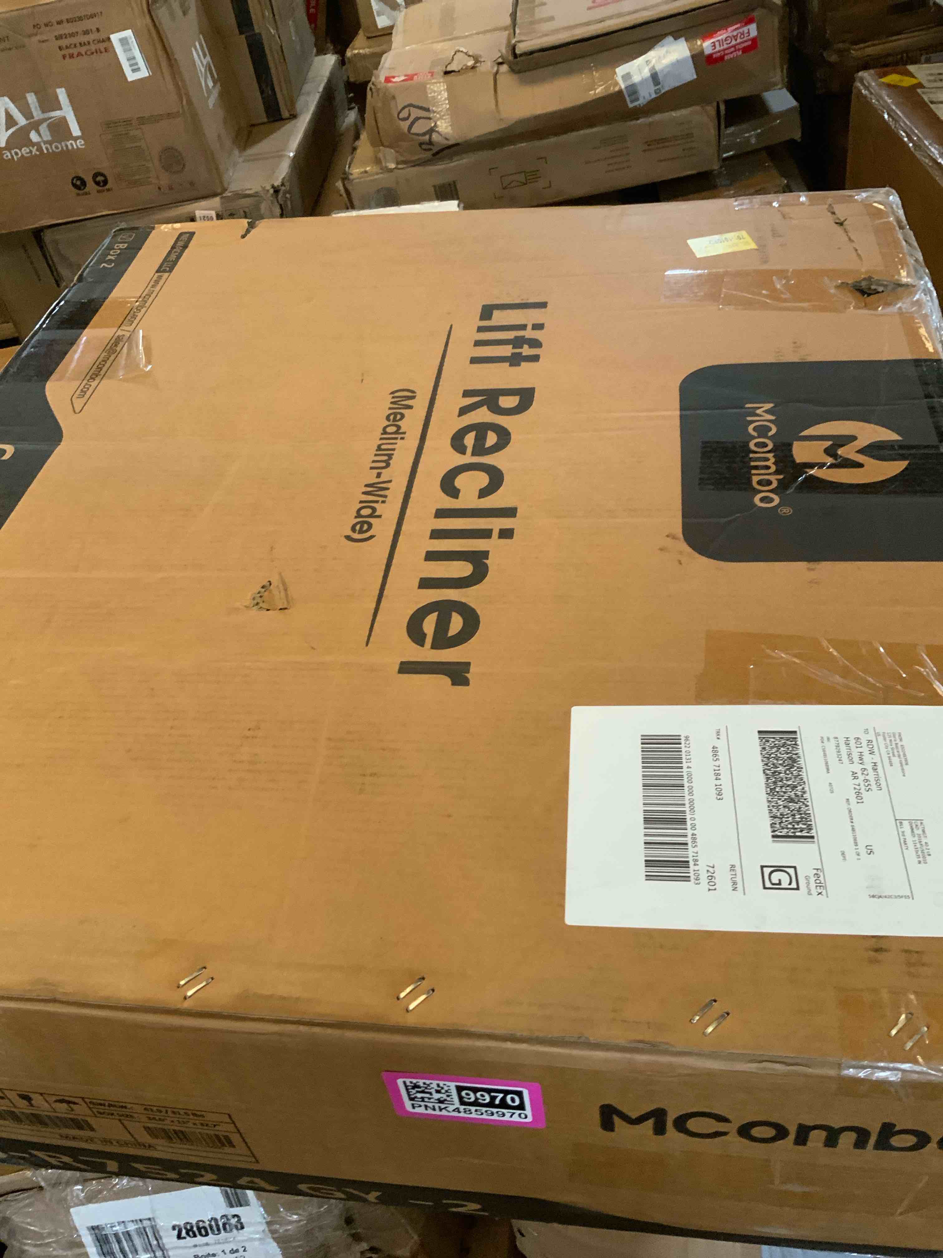 Condition photo showing Good Condition for incomplete coushin only.    recliner r7524gy box-2