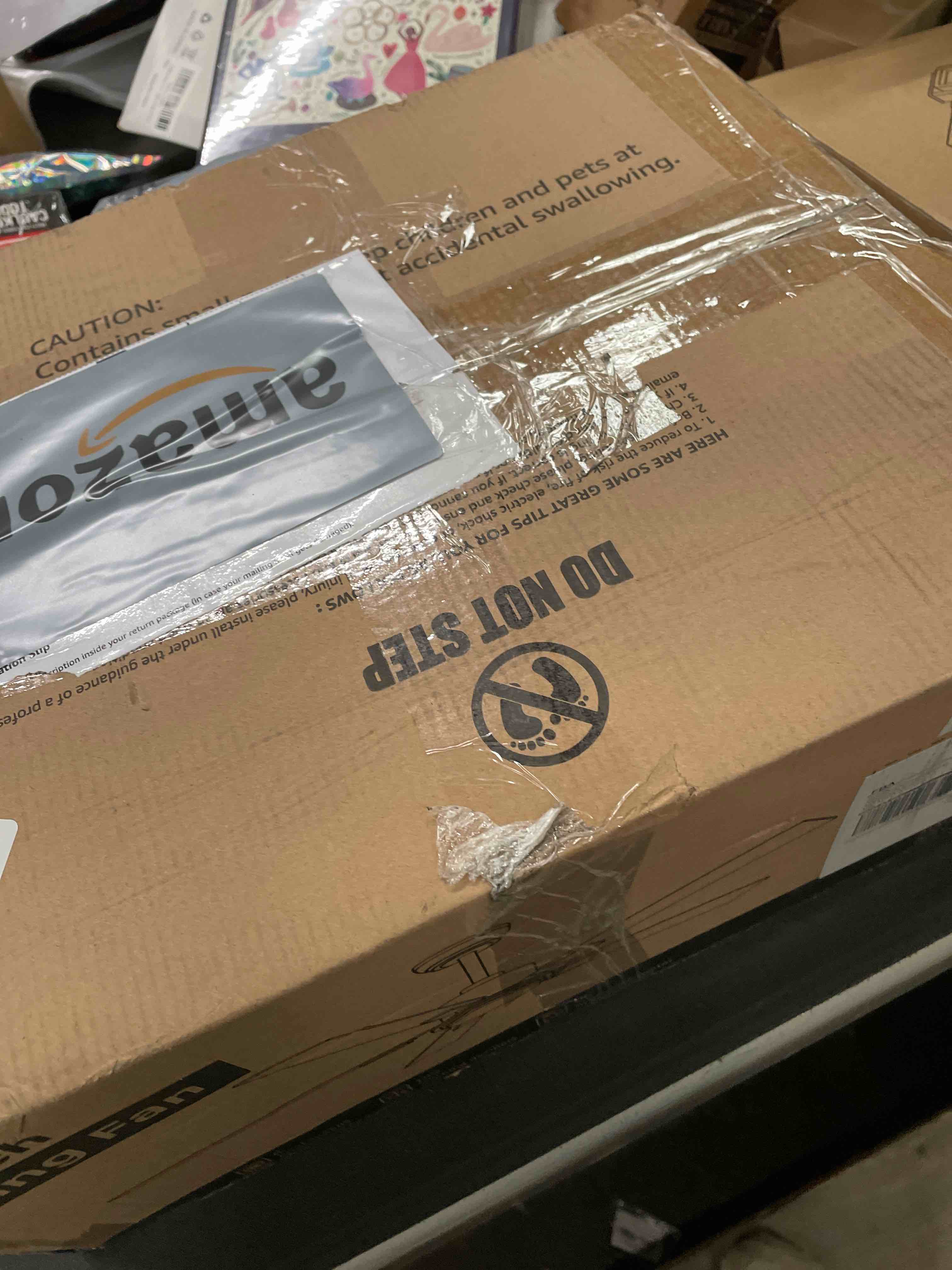 Condition photo showing Good Condition for ZMISHIBO 52 Inch Ceiling Fan No Light with Remote Modern Black Ceiling Fan with Quiet Reversible DC Motor,6-Speeds 5 Blades, Indoor/Outdoor Ceiling Fans Without Light for Patios, Living Room, Garage Black 52 Inch