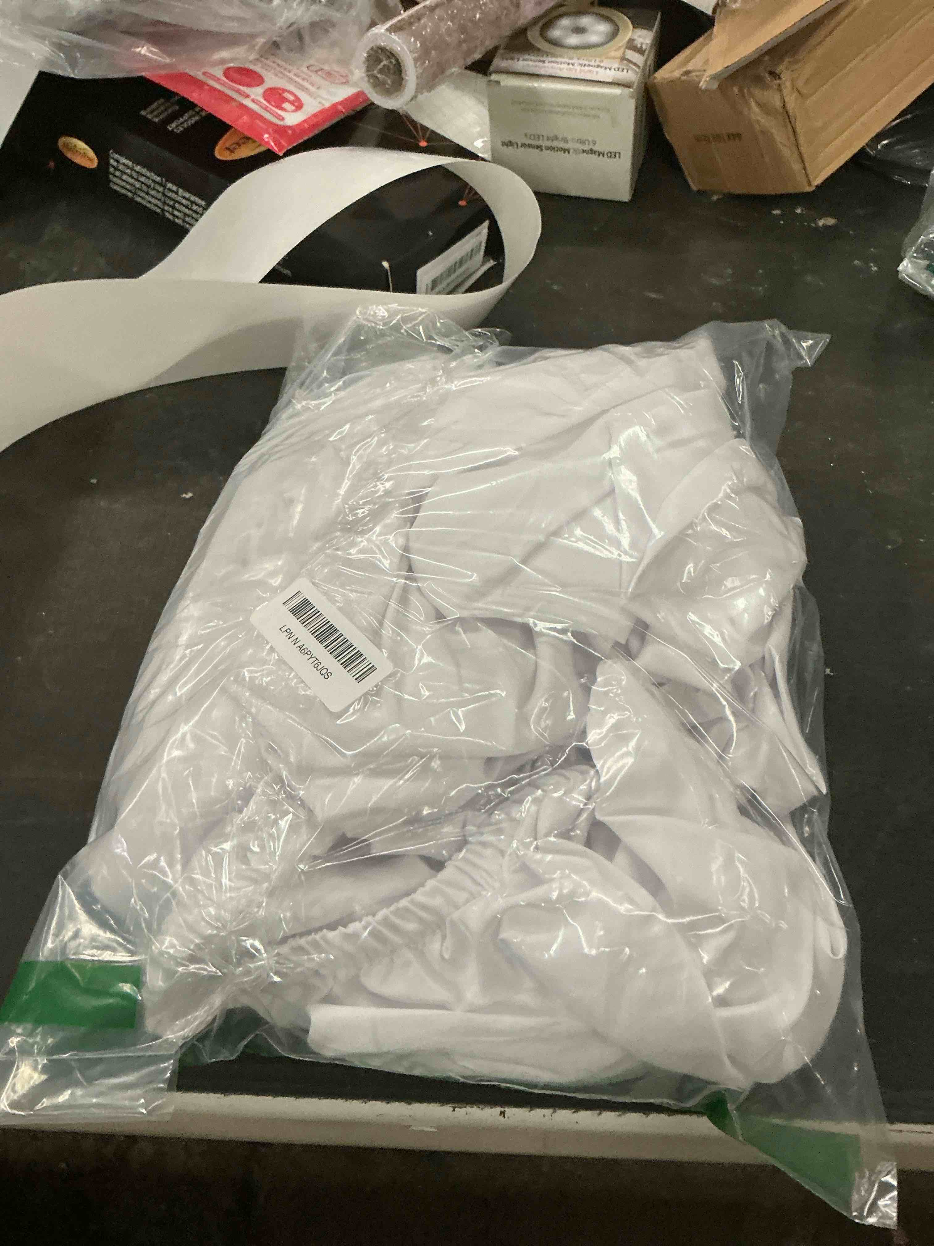 Condition photo showing Good Condition for 6FT Round Wedding Arch Cover for 6FT Circle Arch Stand, Thick Polyester Fabric Adjustable Circle Arch Backdrop Cover for Wedding Birthday Party Baby Shower Photography Decoration?White? 6FT White