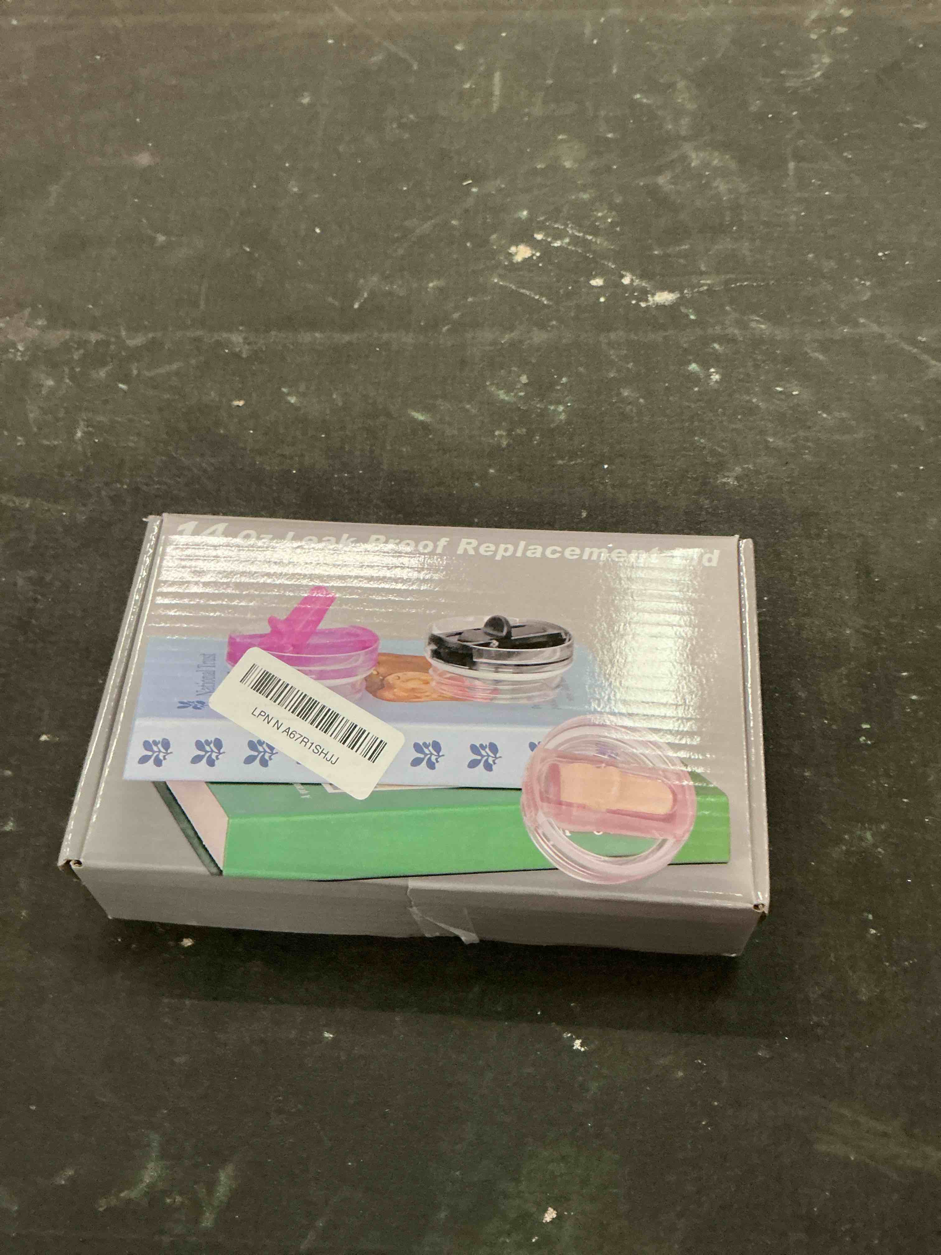 Condition photo showing Good Condition for 2 PACK 14 Oz Leak Splash Proof Lid, 14 Oz Tumbler Detachable Flip Straw Lid Replacement Accessories, Reusable Spill Proof Screw on Flip Straw Tumbler Cover (Black)