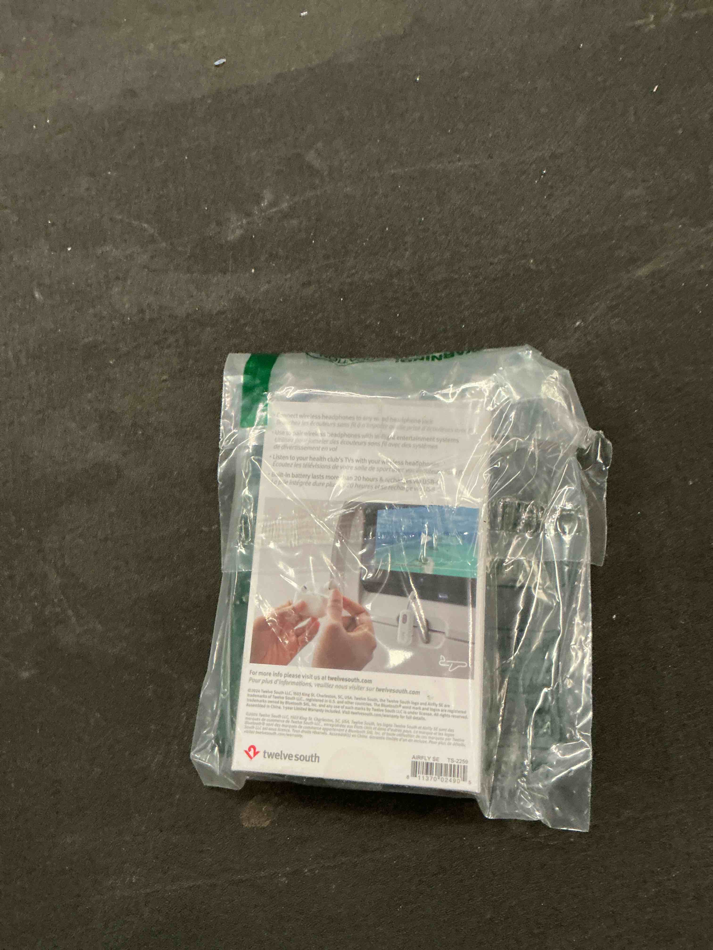 Condition photo showing Good Condition for Twelve South AirFly SE | Bluetooth Wireless Audio Transmitter Adapter for AirPods/Headphones, 20+ Hr Battery, Works with 3.5mm aux Jacks on Airplanes, TVs, Gym Equipment, and Travel AirFly SE White