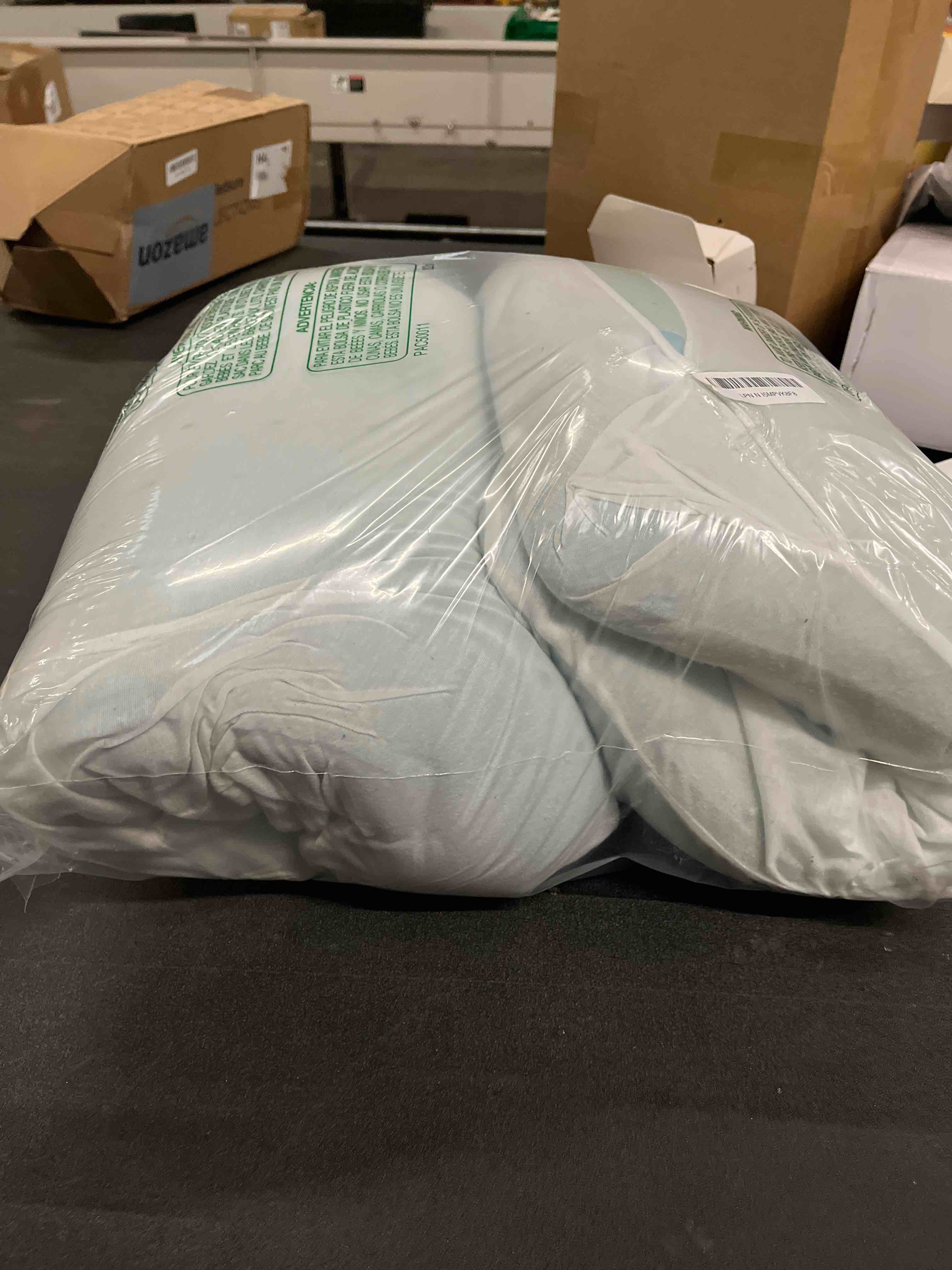 Condition photo showing Good Condition for Cooling Pillows Queen Size Set of 2, Memory Foam Pillows with Zipper, Firm Bed Pillows Adjustable for Hot Side Back Stomach Sleepers Queen(Pack of 2) White