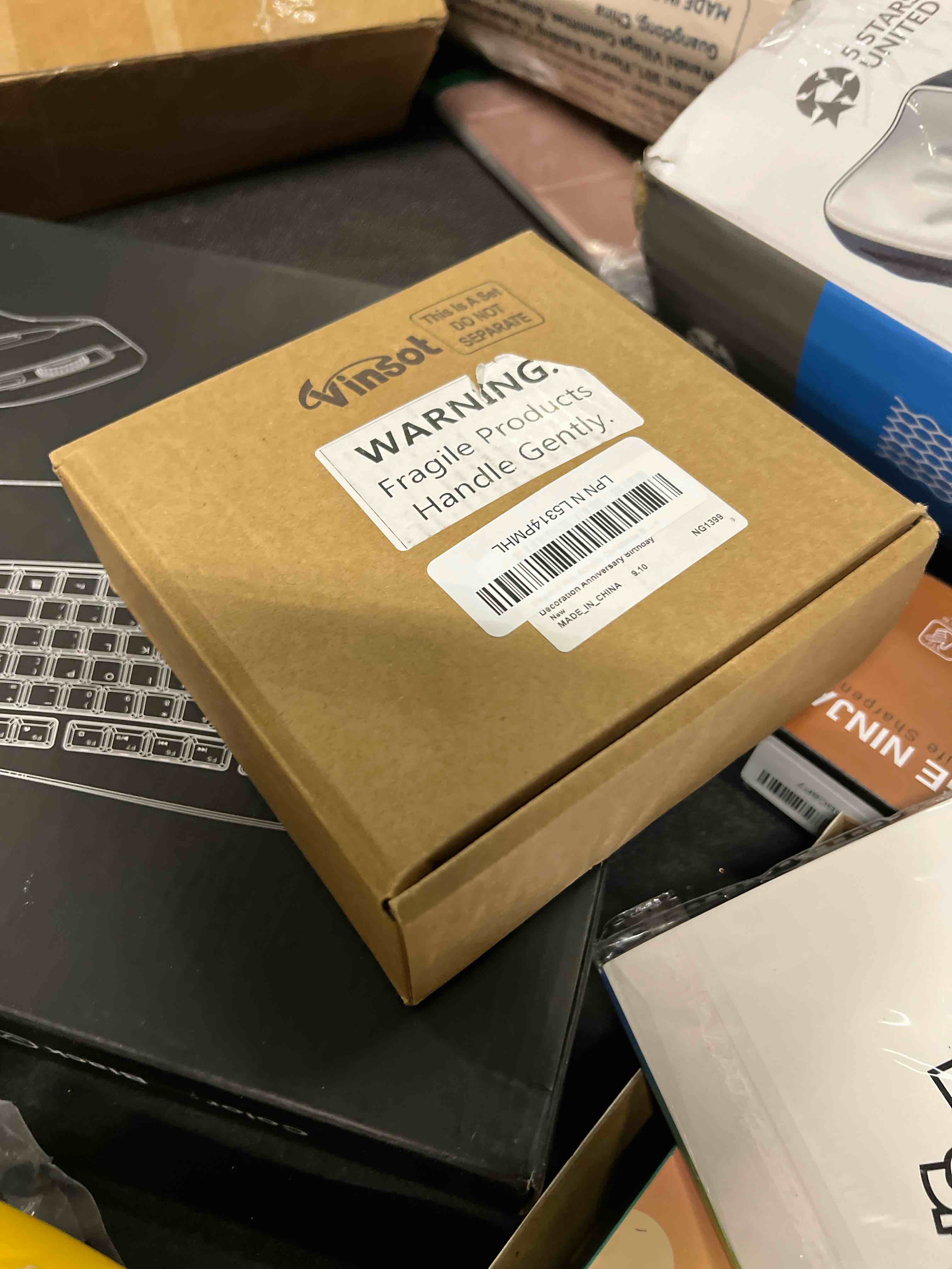 Condition photo showing Good Condition for Vinsot 8 Pcs Acrylic Christmas Ballet Ornament Ballerina Christmas Tree Ornaments Fake Crystal Shoes Bows Ribbons Hanging Decor for Xmas Tree Party Supplies Home Decoration Anniversary Birthday