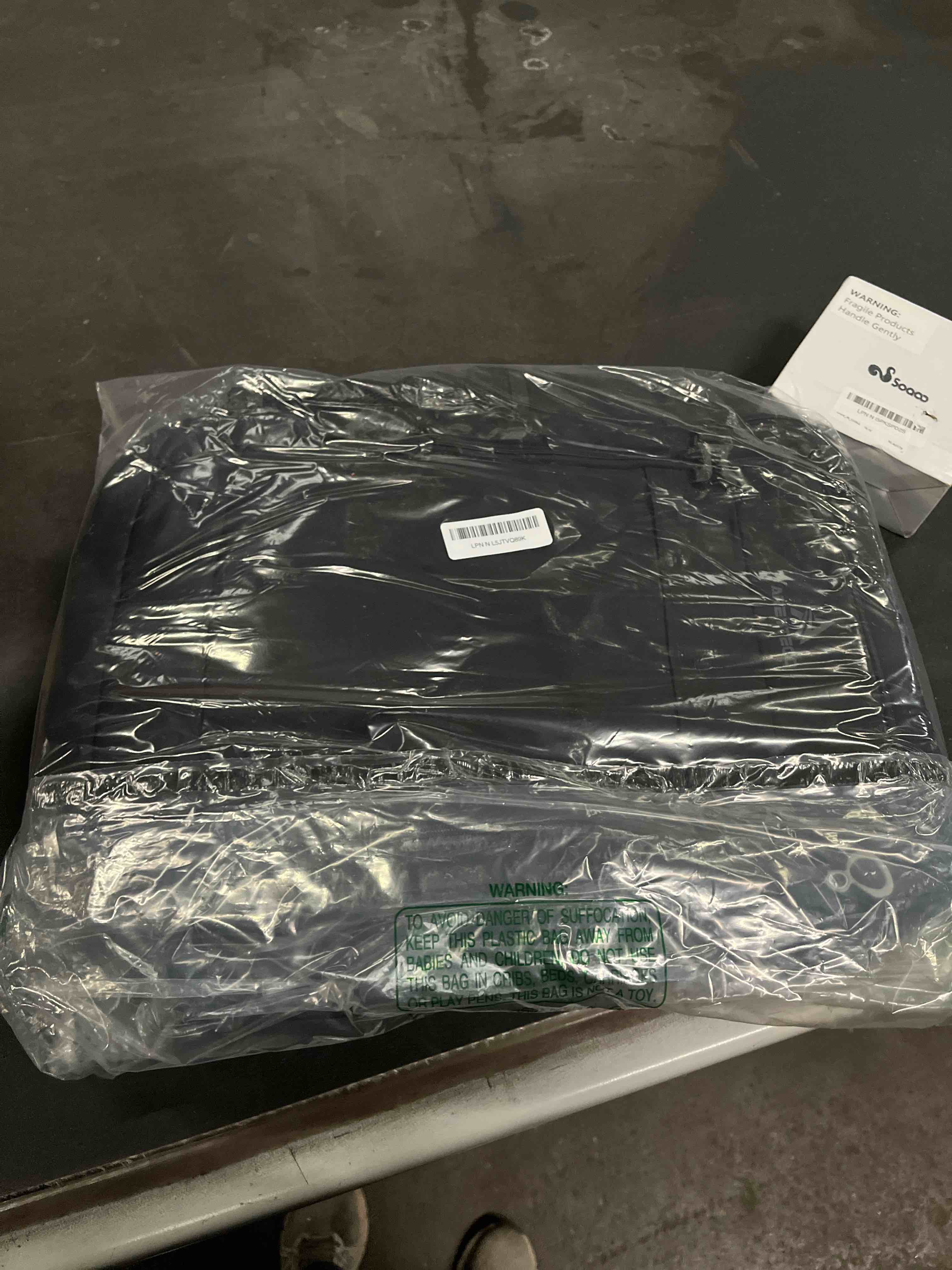 Condition photo showing Good Condition for Travel Backpack, 50L Expandable Extra Large Laptop Backpack, Carry On Backpack Water Resistant Business Suitcase Daypack Bag Fits 17 Inch Laptops, Travel Gifts for Men Women, Black XXL-(20''x13''x10'') Black