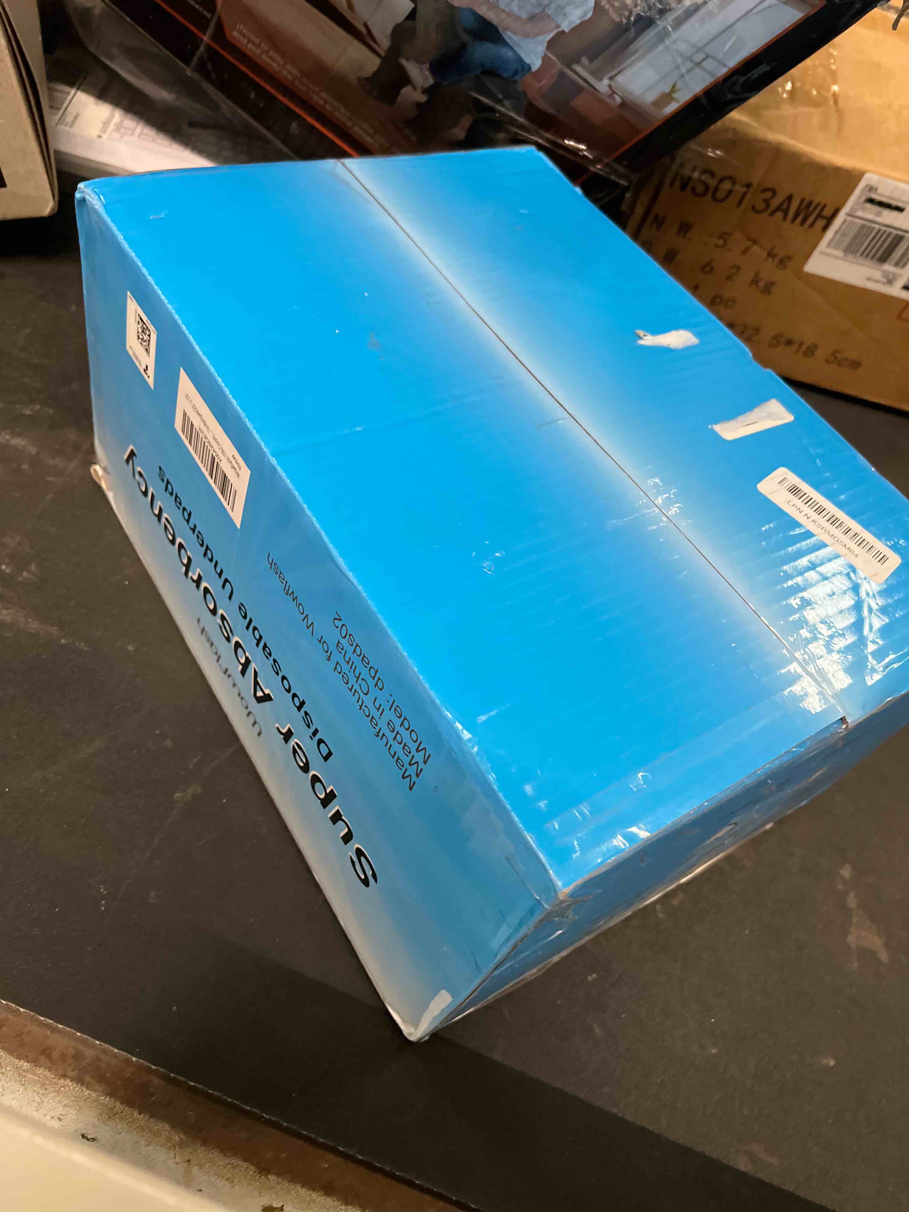 Condition photo showing Good Condition for 100 Count 22” x 22” Super Absorbency Disposable Underpads, Leakproof Quick Drying Disposable Pads for Baby, Puppy and Adults, Puppy Pads, Cat Pee Pads for Dogs, Potty Puppy Training Pads 100 Count 22" x 22"