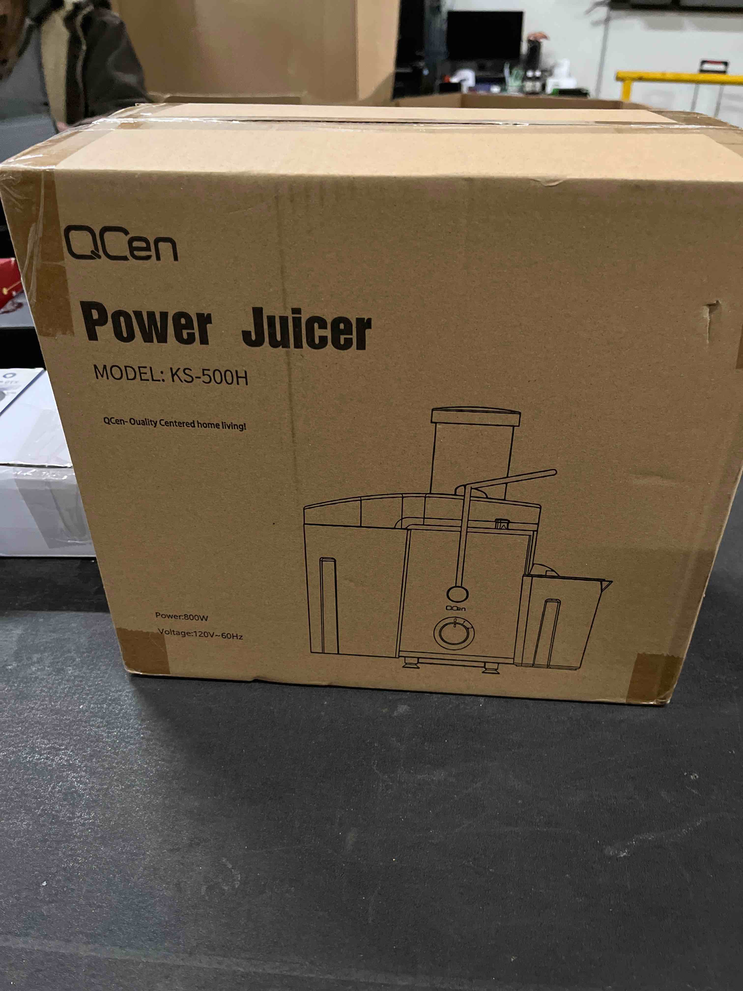 Condition photo showing Good Condition for Juicer Machine, 800W Centrifugal Juicer Extractor with Wide Mouth 3” Feed Chute for Fruit Vegetable, Easy to Clean, Stainless Steel, BPA-free (Green) 800W Green