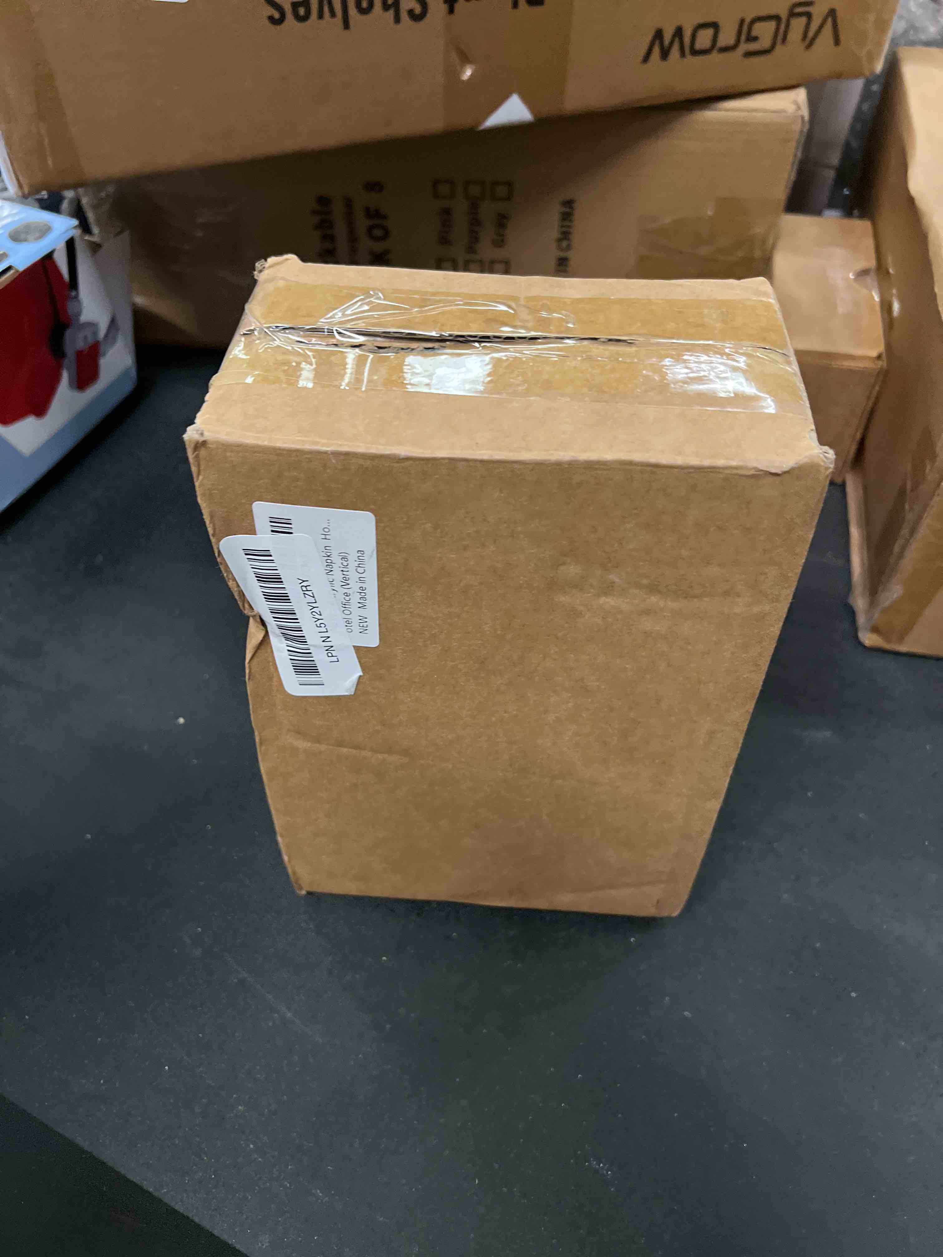 Condition photo showing Good Condition for Acrylic Napkin Holder Clear Vertical Guest Towel Dispenser 4mm Thick, Waterproof Stackable Hand Towel Box for Bathroom Kitchen Dining Table Home Hotel, Modern Gift (Vertical)