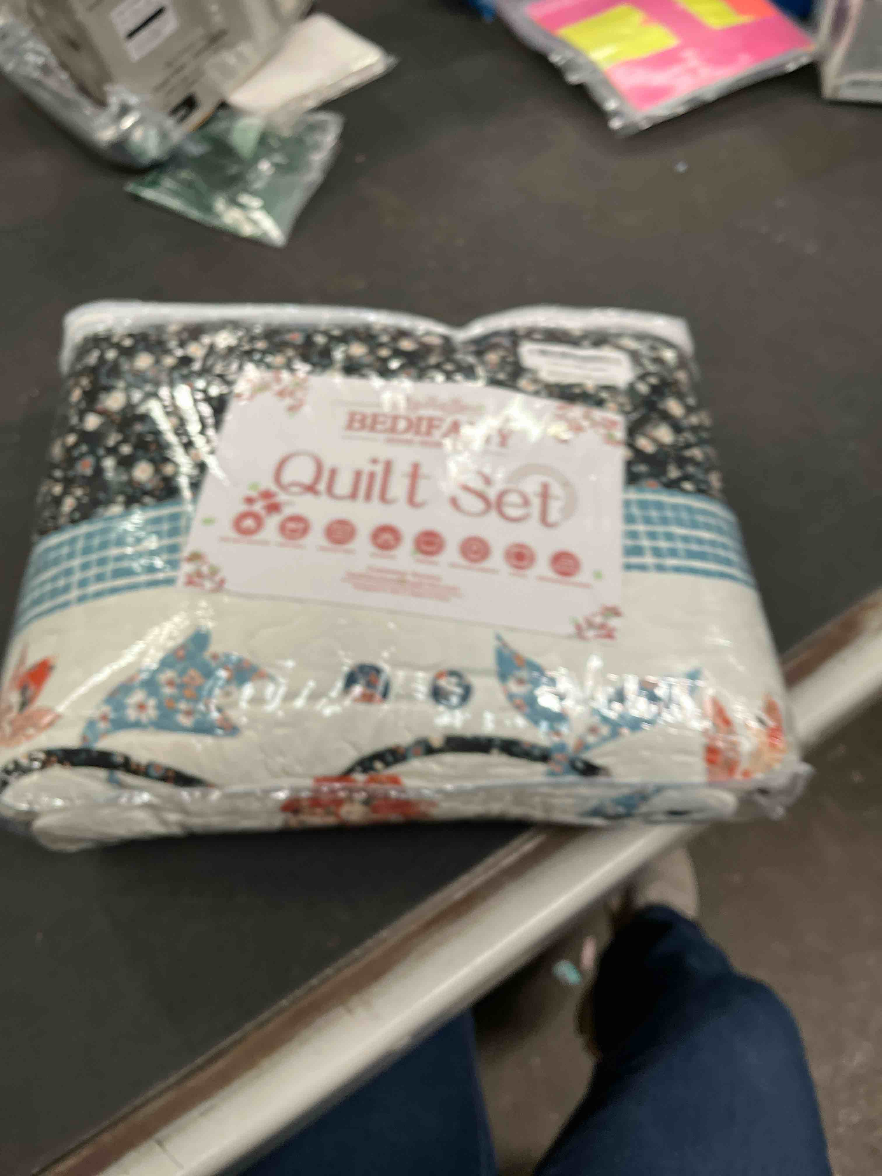 Condition photo showing Good Condition for BEDIFANY Queen Size Quilt Sets, Soft Bedspread Queen Size Lightweight Queen Quilt Farmhouse Bedding Sets for Bed Decorations for All Seasons, 3 Pieces