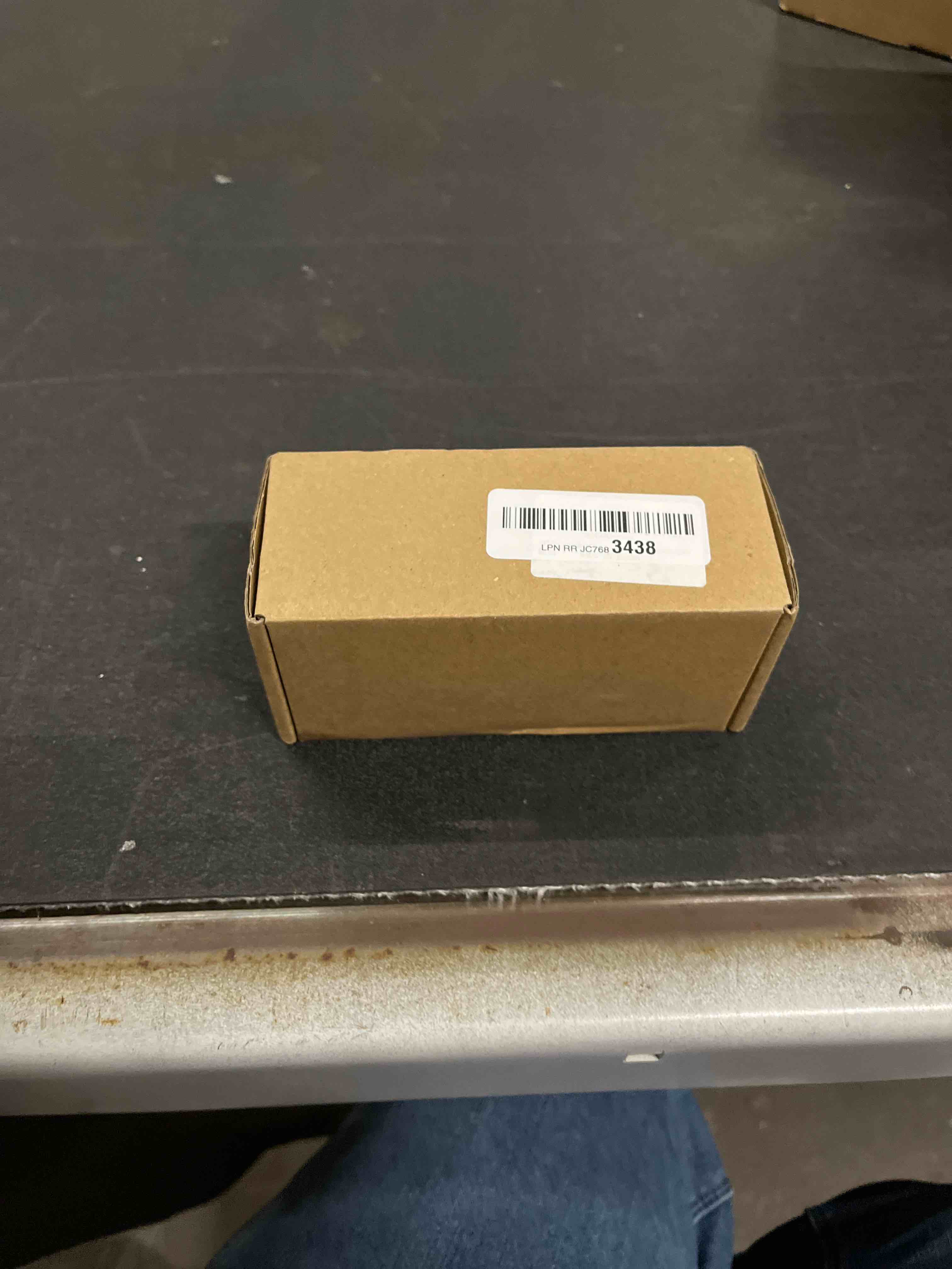 Condition photo showing Good Condition for 10 FT Dried Orange Garland with 30 Dried Fruit Slice Decor Christmas Tree Fireplace Mantles Table Door Windows Farmhouse 10ft