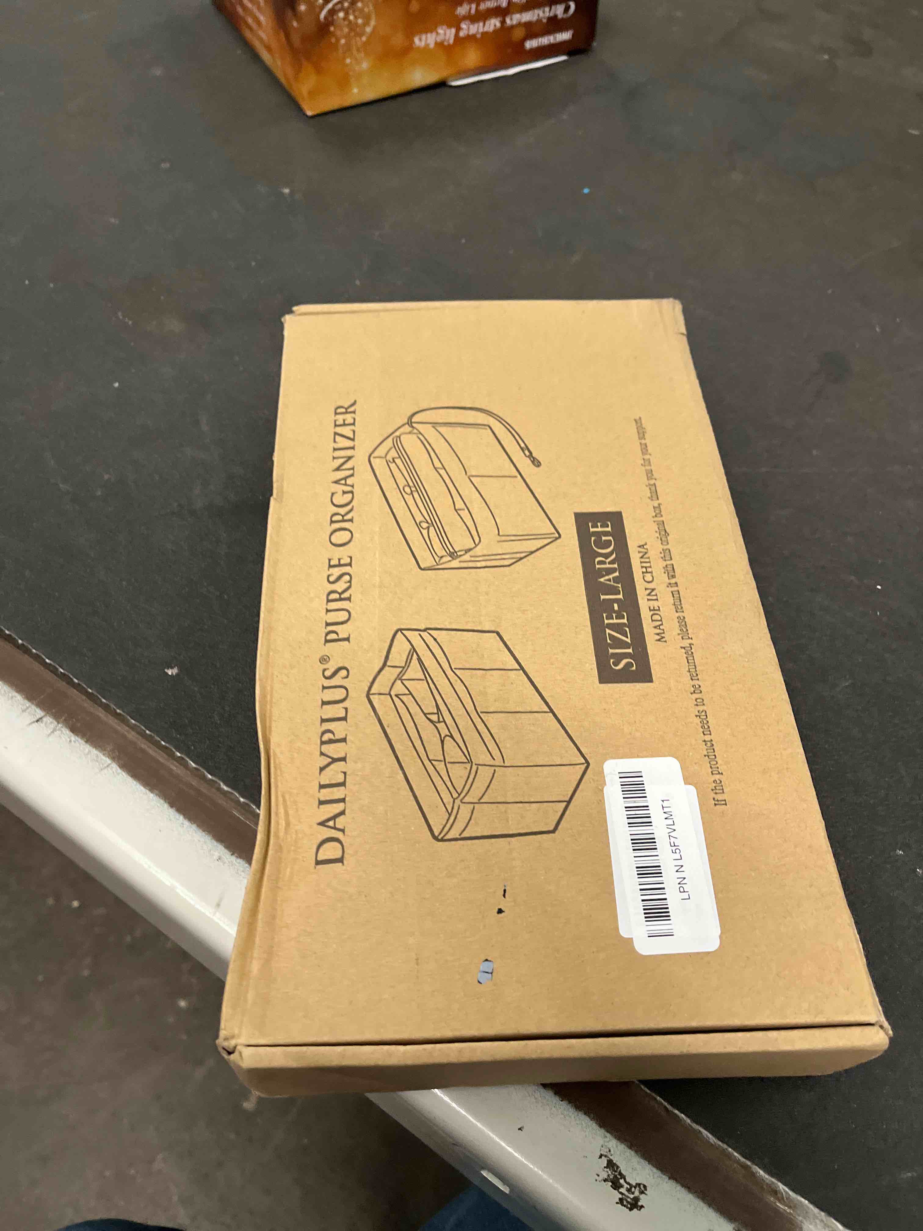 Condition photo showing Good Condition for DailyPlus Felt Purse Organizer Insert for Handbag Tote Purse 14 Pockets Beige Large