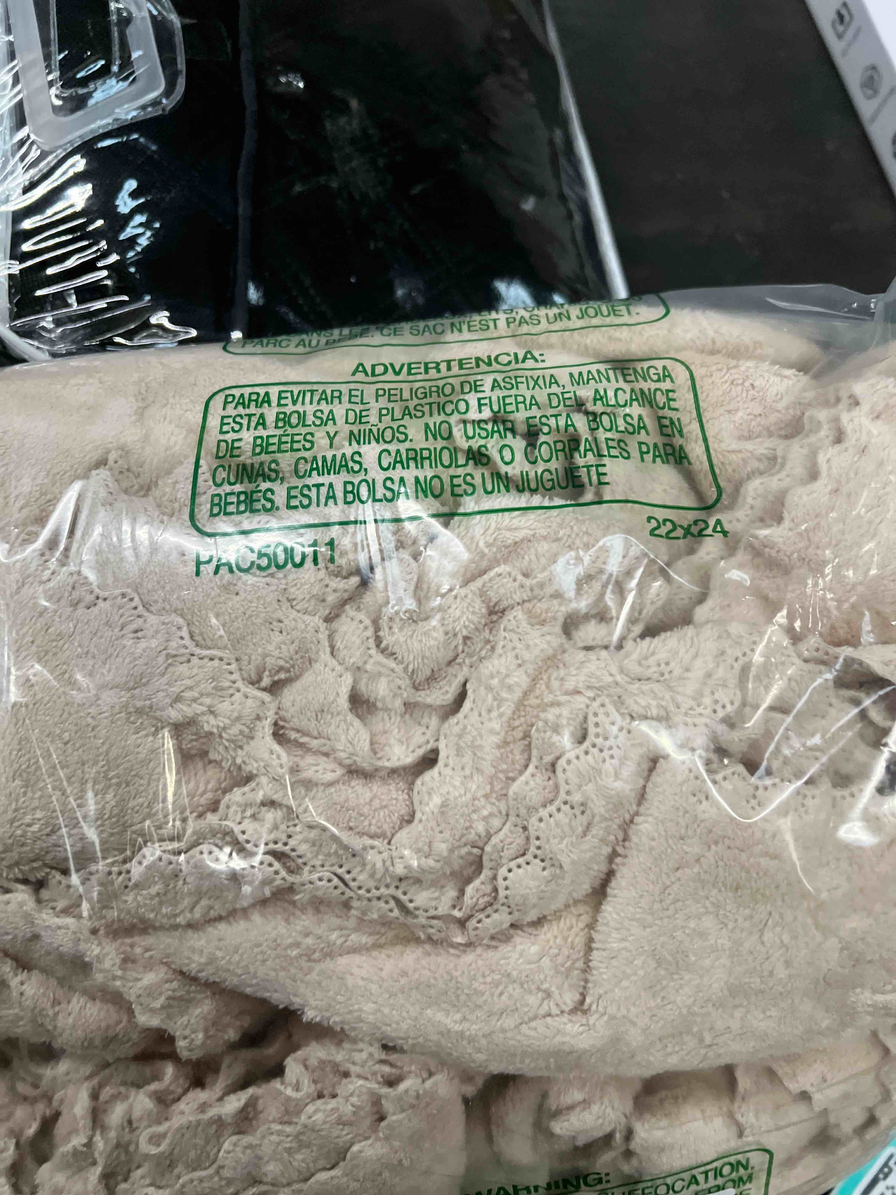 Condition photo showing Good Condition for MOONQUEEN 18 Pack Premium Hand Towels - Quick Drying - Microfiber Coral Velvet Highly Absorbent Towe