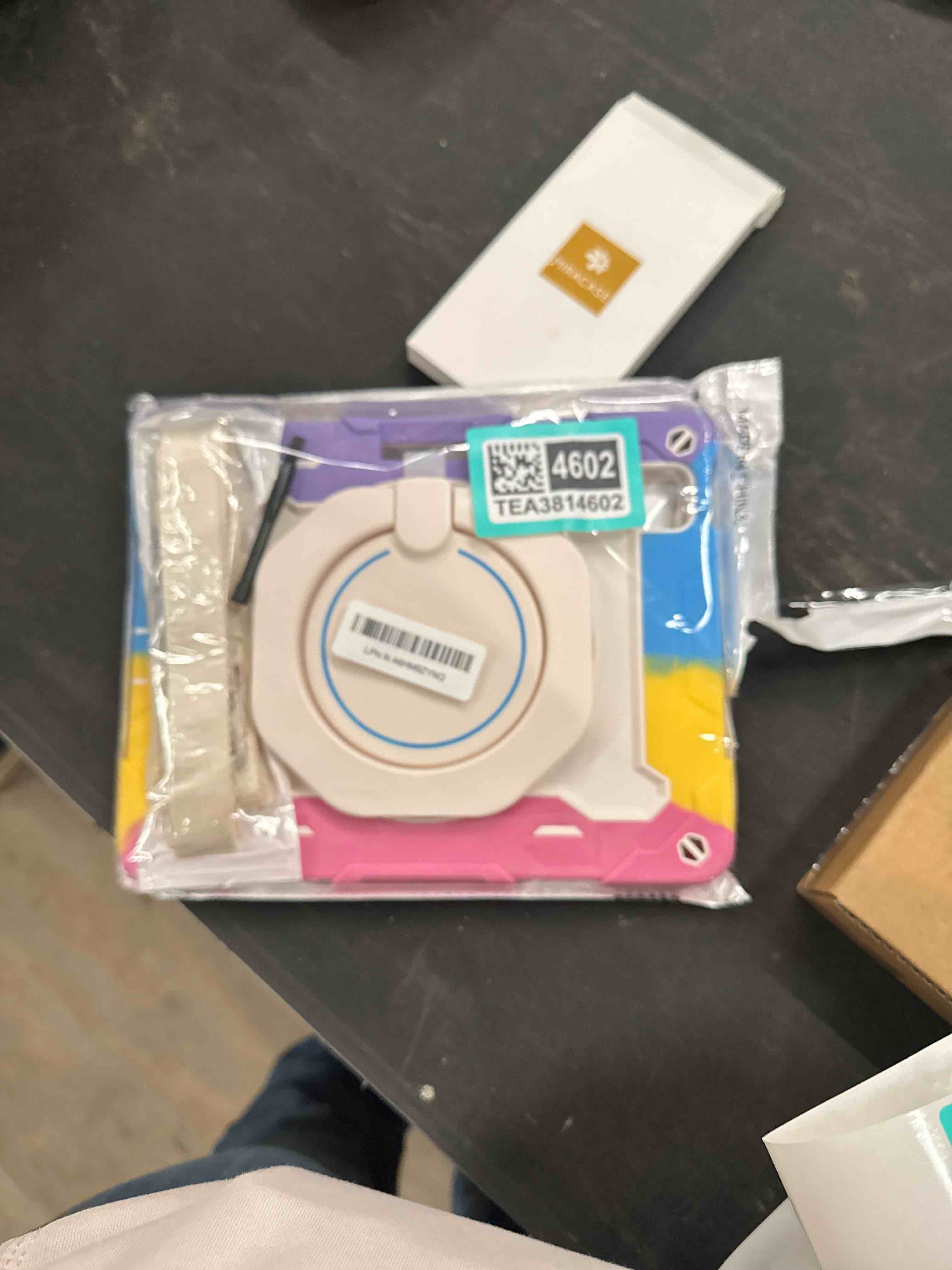 Condition photo showing Good Condition for for iPad Air 5th Generation Case iPad Pro 11 inch 4th 3rd 2nd 1st with Pencil Holder/ 360° Rotating 