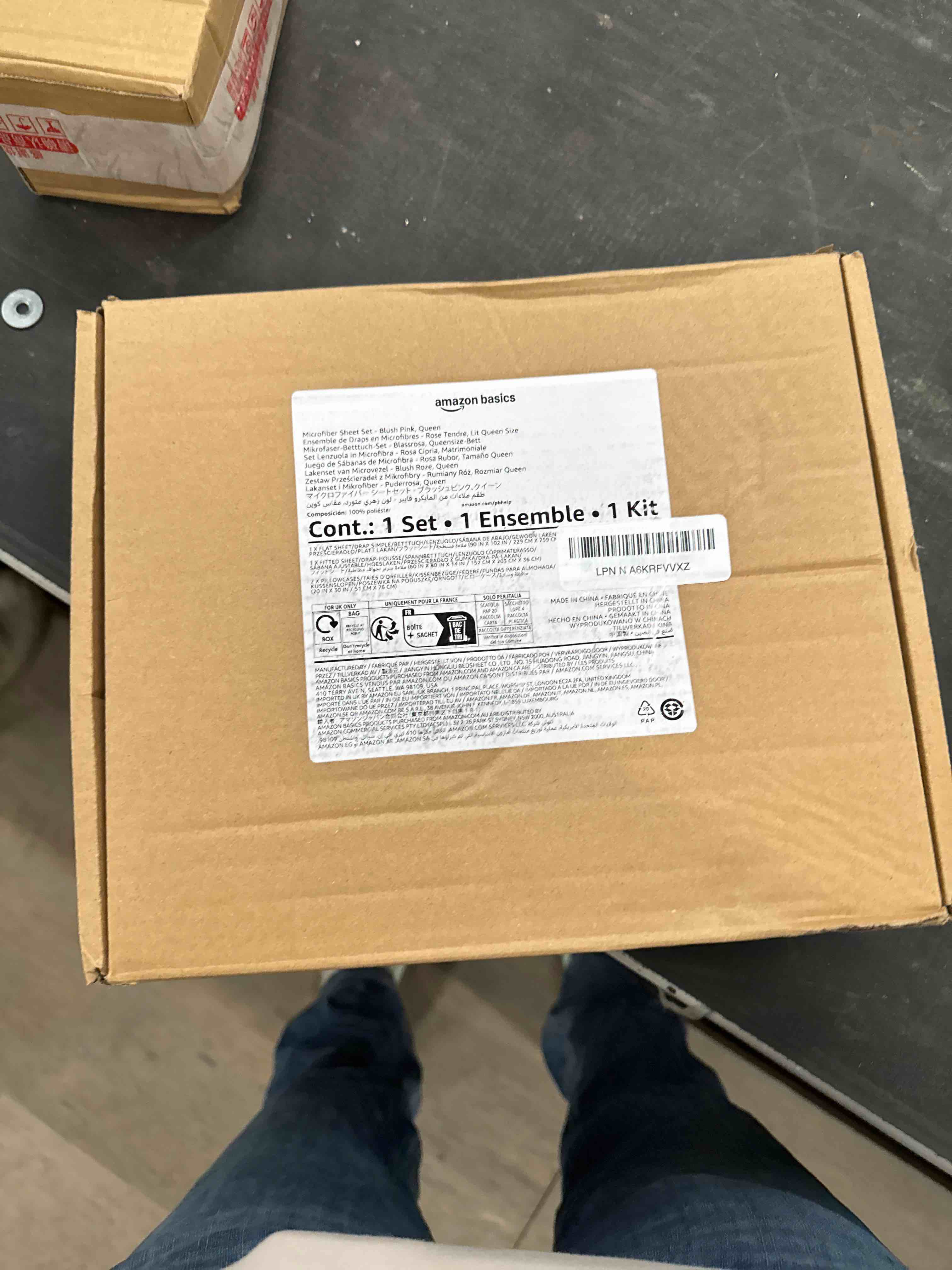 Condition photo showing Good Condition for Amazon Basics Lightweight Super Soft Easy Care Microfiber 4-Piece Bed Sheet Set with 14-Inch Deep Pockets, Luxury Bedding, Queen, Blush Pink, Solid Blush Pink Queen