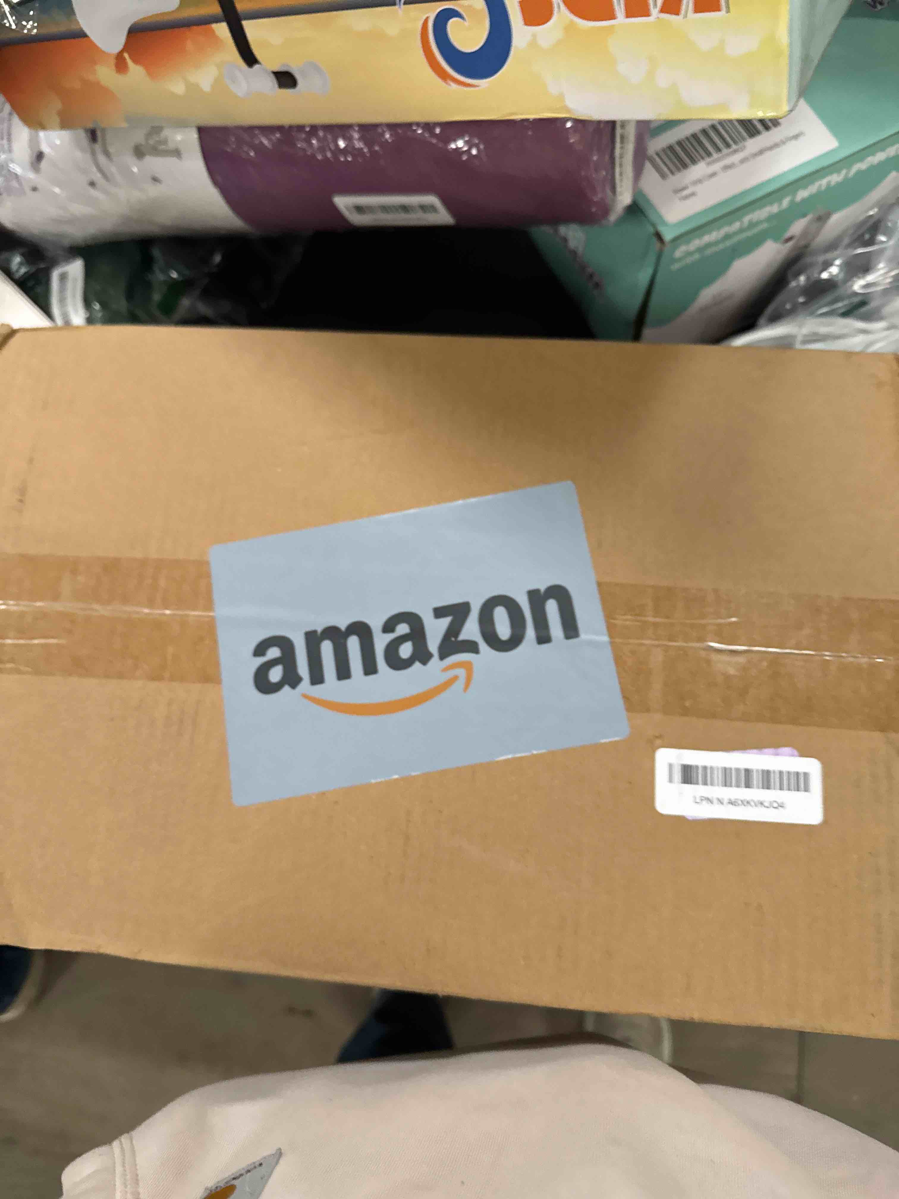 Condition photo showing Good Condition for Mason Jars 16 oz with Airtight Lids and Bands, 15 Pack Regular Mouth Canning Jars, Clear Glass Pint Jars for Canning, Pickling, Food Storage, DIY Projects, 24 Labels, Brush & String Included