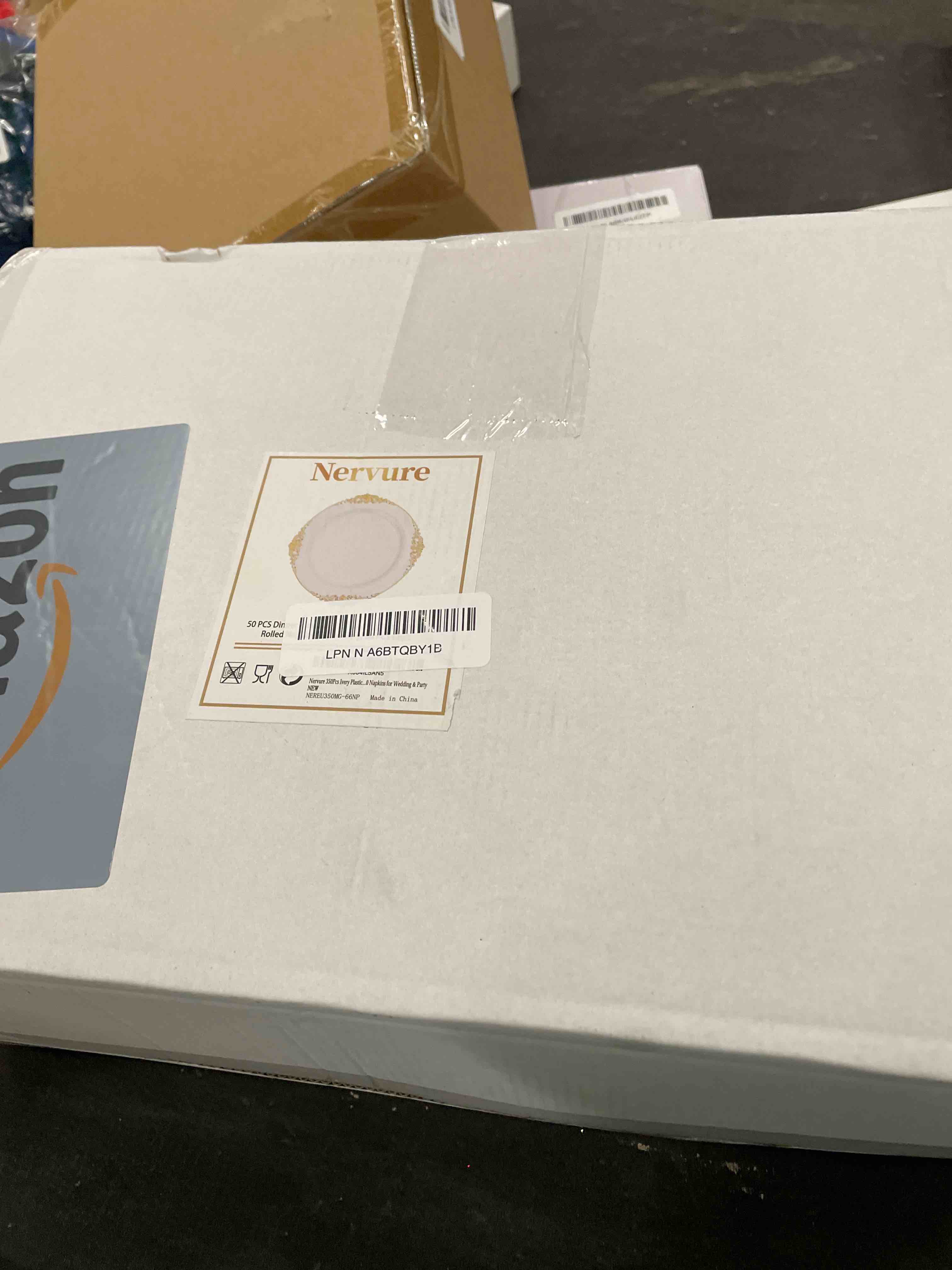 Condition photo showing Good Condition for Nervure 350PCS Ivory Plastic Plates - Ivory Gold Plastic Dinnerware Sets for 50 Guests - 100 Gold Disposable Plates, 50 Pre Rolled Silverware Sets, 50 Cups Perfect for Wedding & Thanksgiving