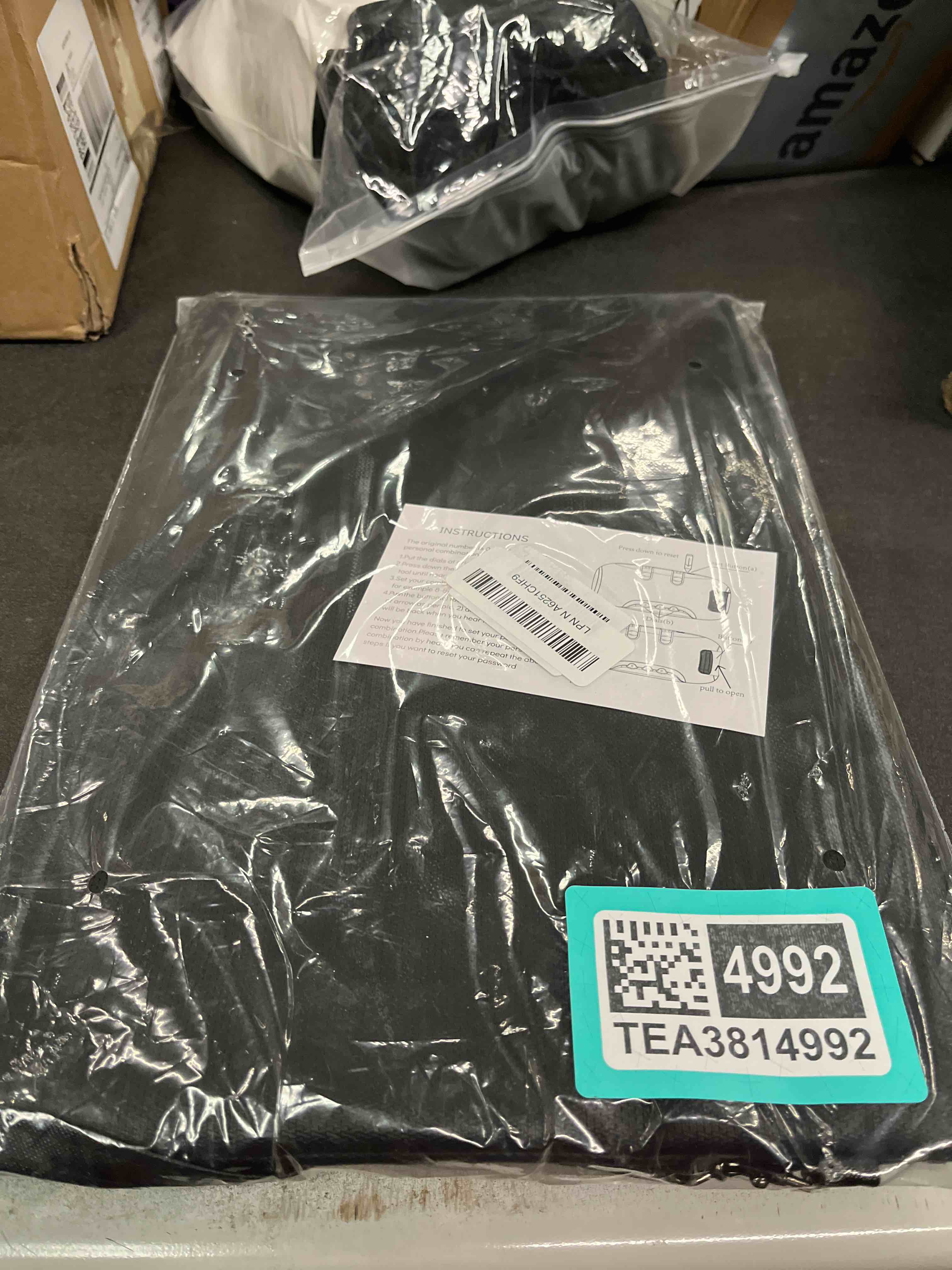 Fireproof Document Bag with Lock, ZOOPIP 14.6"x10.5" Fireproof and Waterproof Money Bag with Zipper 