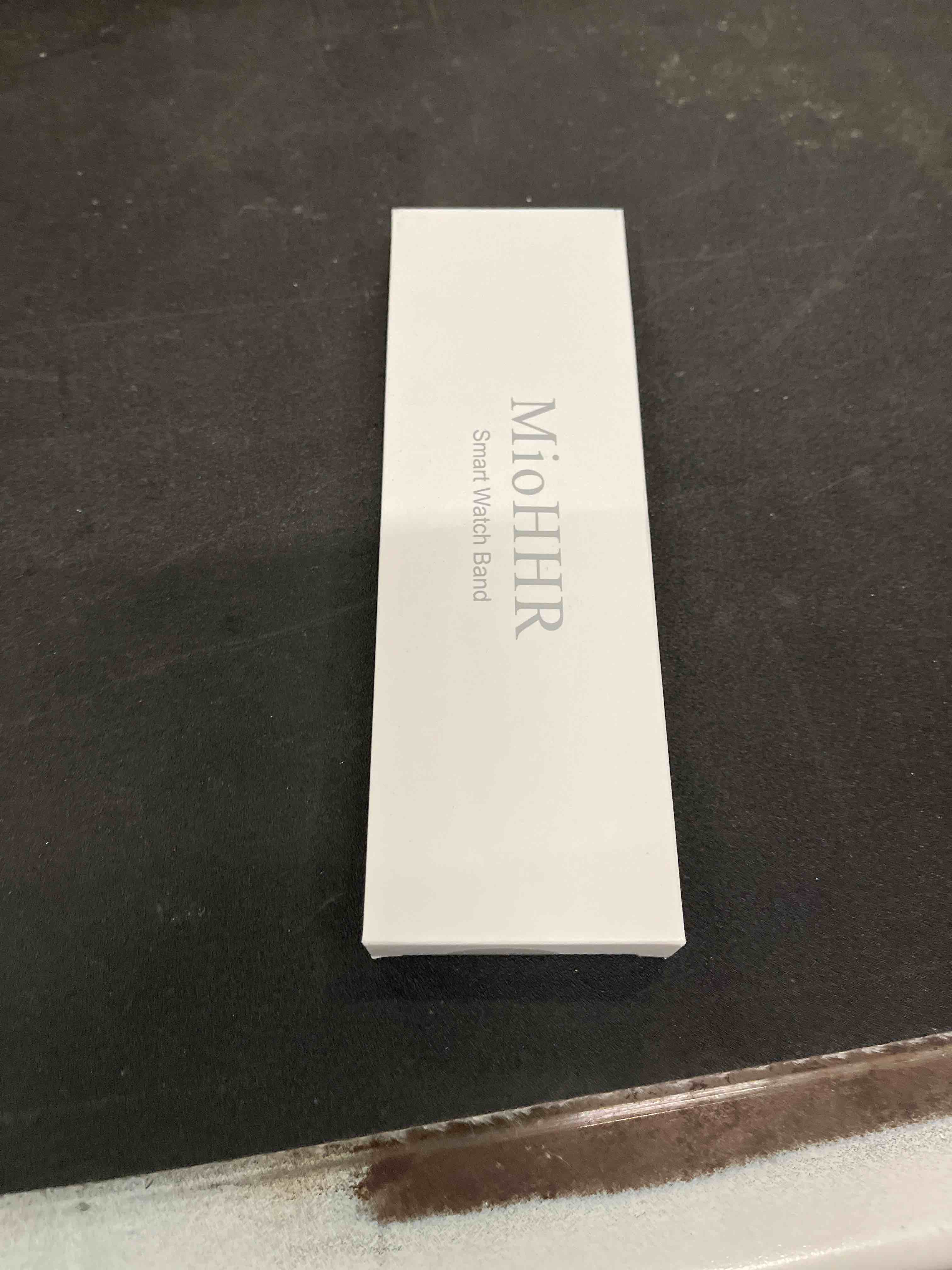 Condition photo showing Good Condition for MioHHR Slim Metal Band Compatible with Apple Watch Band 42mm(Series 11 10) 41mm(Series 9 8 7) 40mm(Series 6 5 4 SE3/2/1) 38mm(Series 3 2 1),Stainless Steel iWatch Bands for Women,Silver/Gold Silver/Gold 42mm 41mm 40mm 38mm