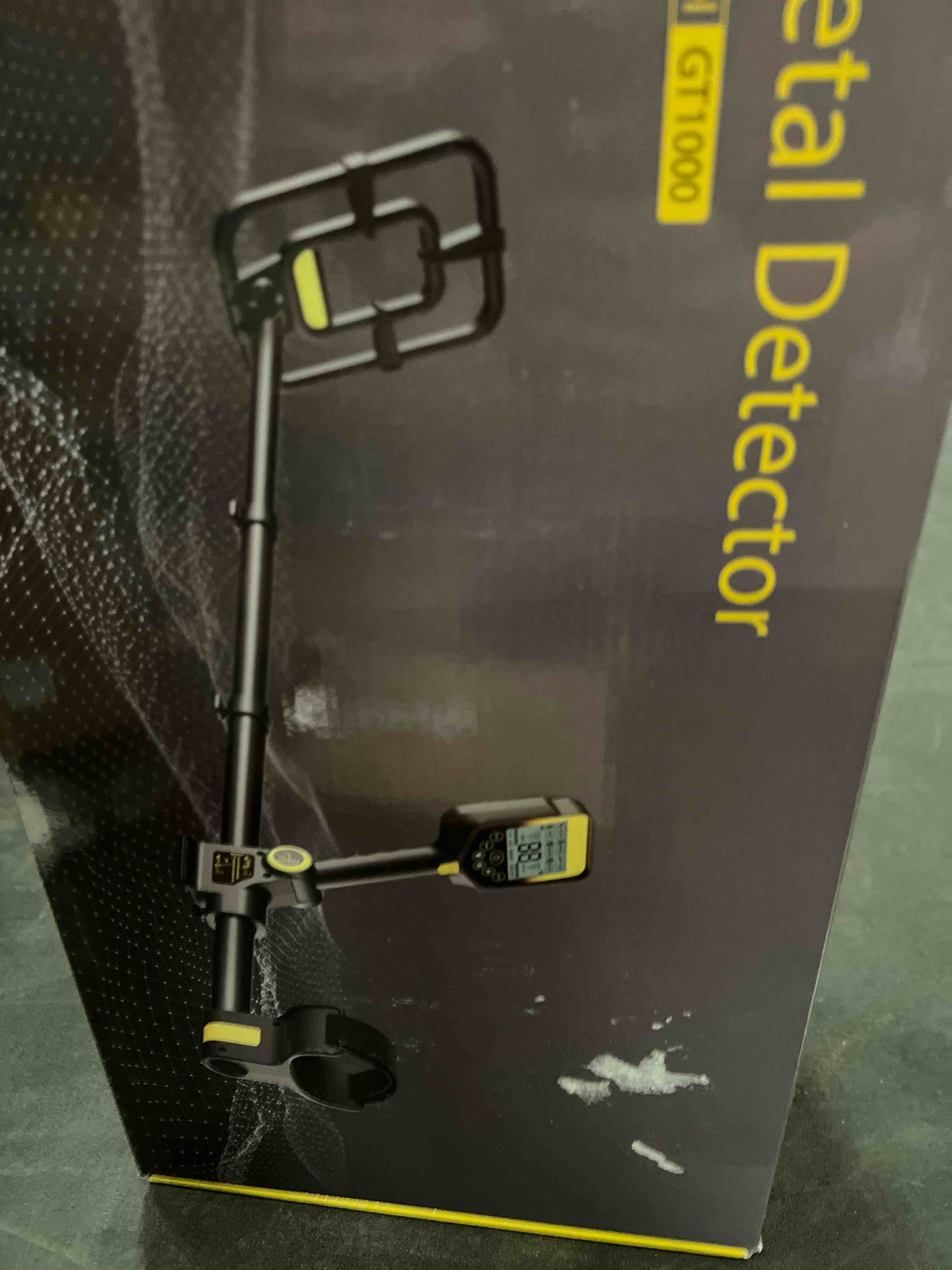 Condition photo showing Good Condition for Metal Detector for Adults Waterproof - 2000mAh Chargeable Professional Cordless Gold Detector with LCD Display, Retractable Foldable Higher Accuracy Metal Detector with 10" IP68 Coil - OKESAM BLACK