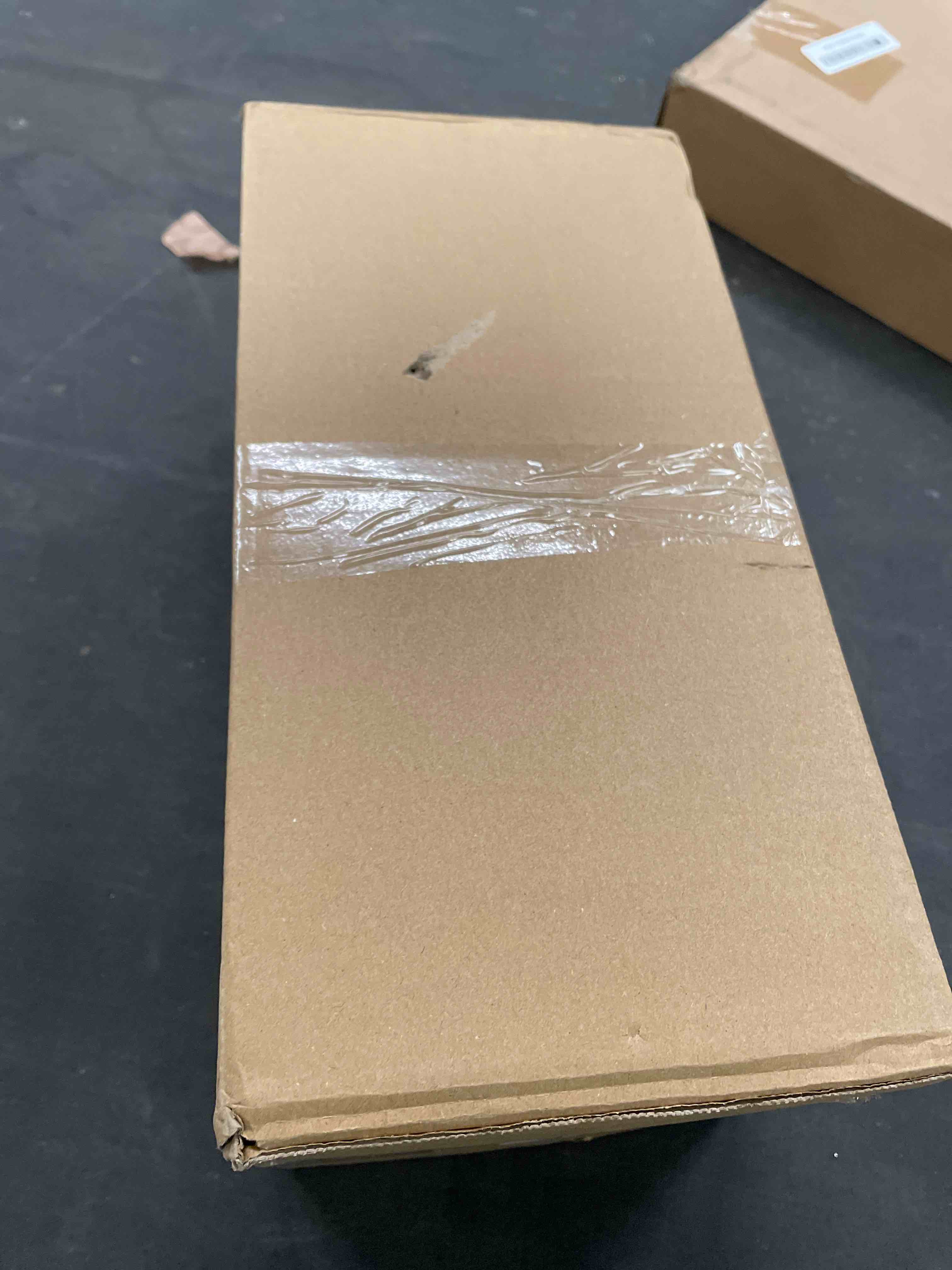 Condition photo showing Good Condition for 100 Pcs LED Light Up Party Favors Bulk Glow in the Dark Glasses Rings for Kid Adult 10 Color LED Glow Glasses Neon Sunglasses 6 Style Finger Lights Flashing Ring for Neon Party New Year Eve Decor