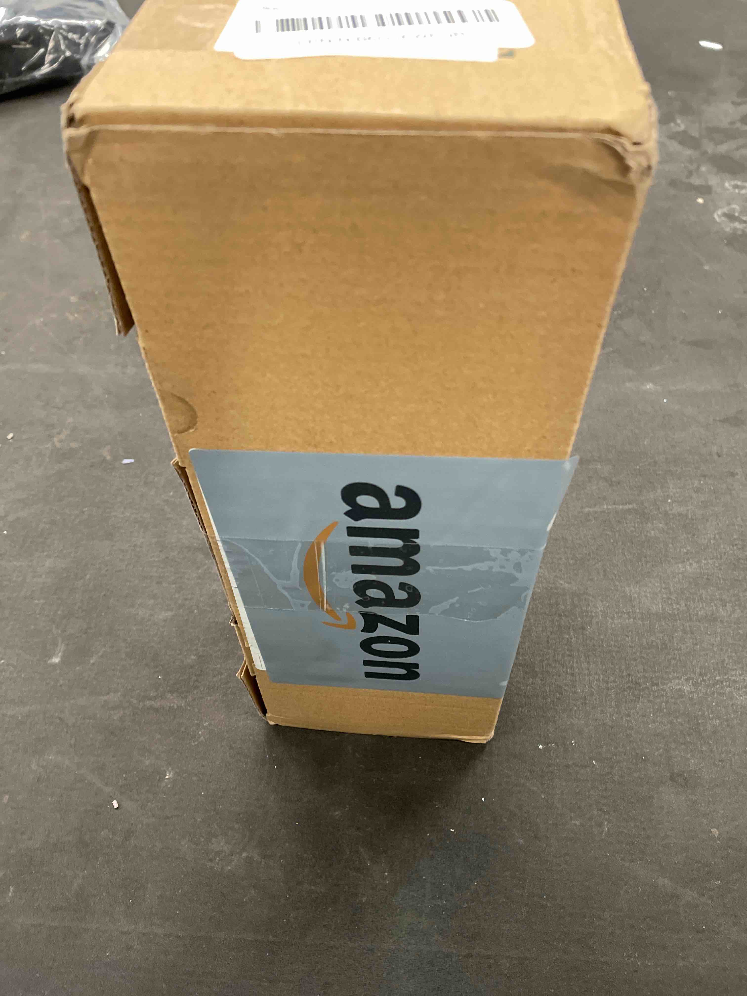 Condition photo showing Good Condition for DOWAN Ramekins 4 oz Oven Safe for Creme Brulee Souffle, Porcelain Custard Cups Ramiken for Baking, Small Bowls Dipping Sauce Dish Classic Style, Set of 6, Soft White 4 oz White